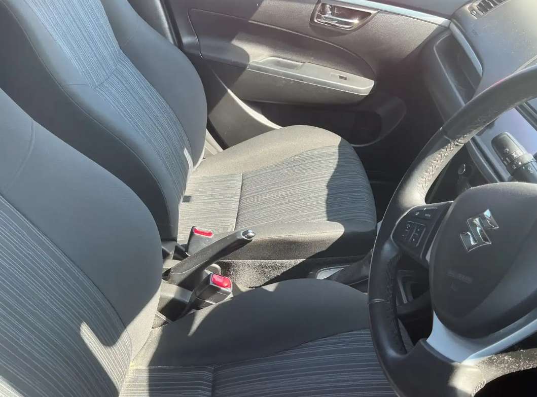 2015 SUZUKI SWIFT 2015 SUZUKI SWIFT