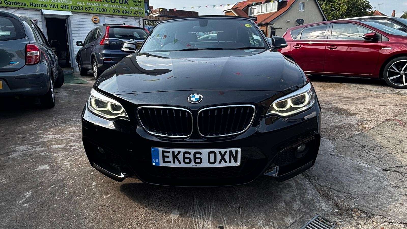 A 2016 BMW 2 SERIES 2.0 220i M Sport Convertible 2dr Petrol Auto Euro 6 (s/s) (184 ps) A 2016 BMW 2 SERIES 2.0 220i M Sport Convertible 2dr Petrol Auto Euro 6 (s/s) (184 ps)