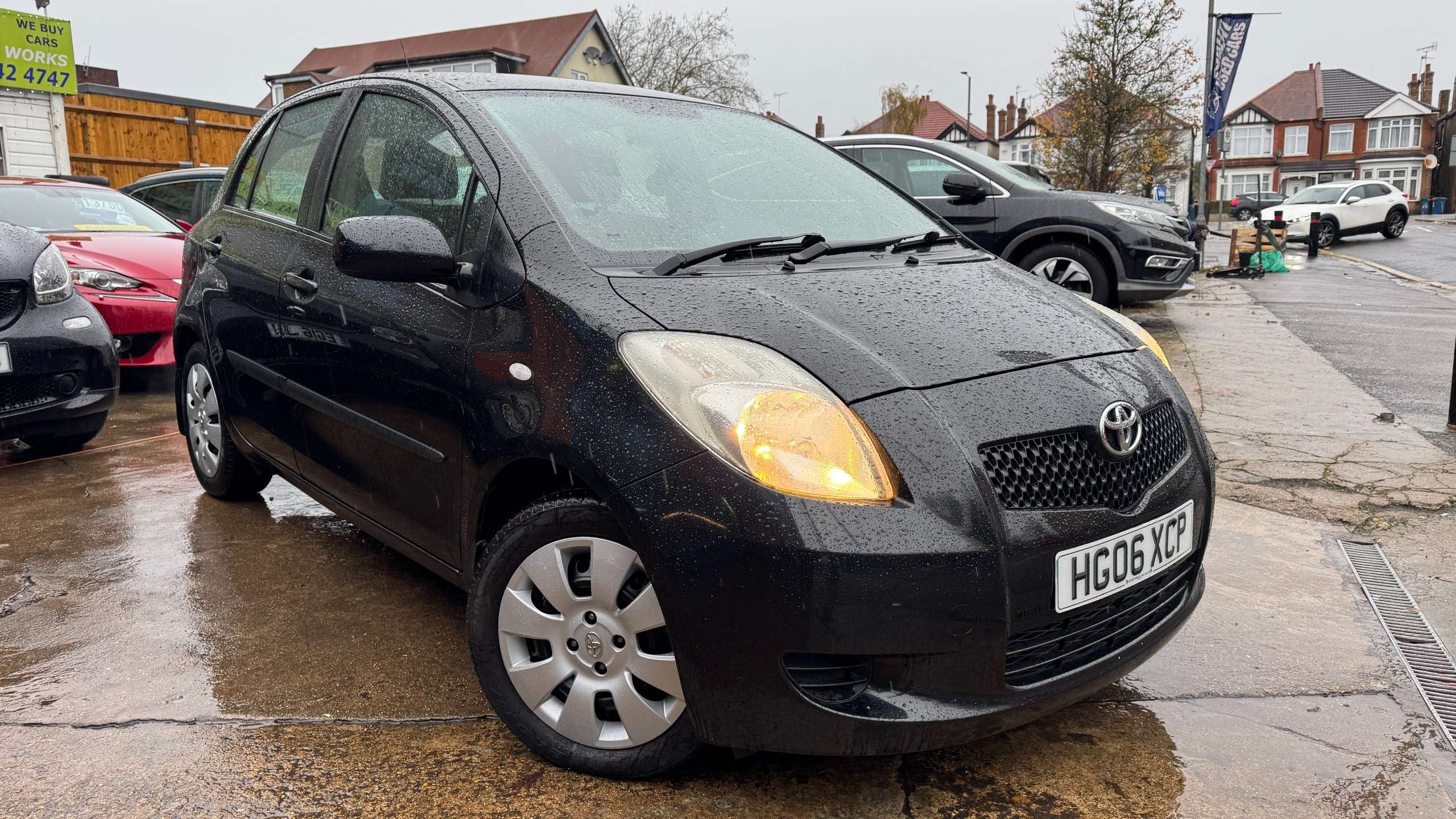 A 2006 TOYOTA YARIS 1.3 VVT-i T3 Hatchback 5dr Petrol Manual (141 g/km, 85 bhp) A 2006 TOYOTA YARIS 1.3 VVT-i T3 Hatchback 5dr Petrol Manual (141 g/km, 85 bhp)