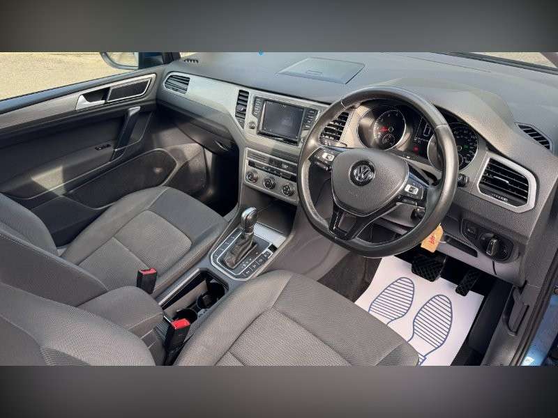 2017 VOLKSWAGEN GOLF SV 2017 VOLKSWAGEN GOLF SV