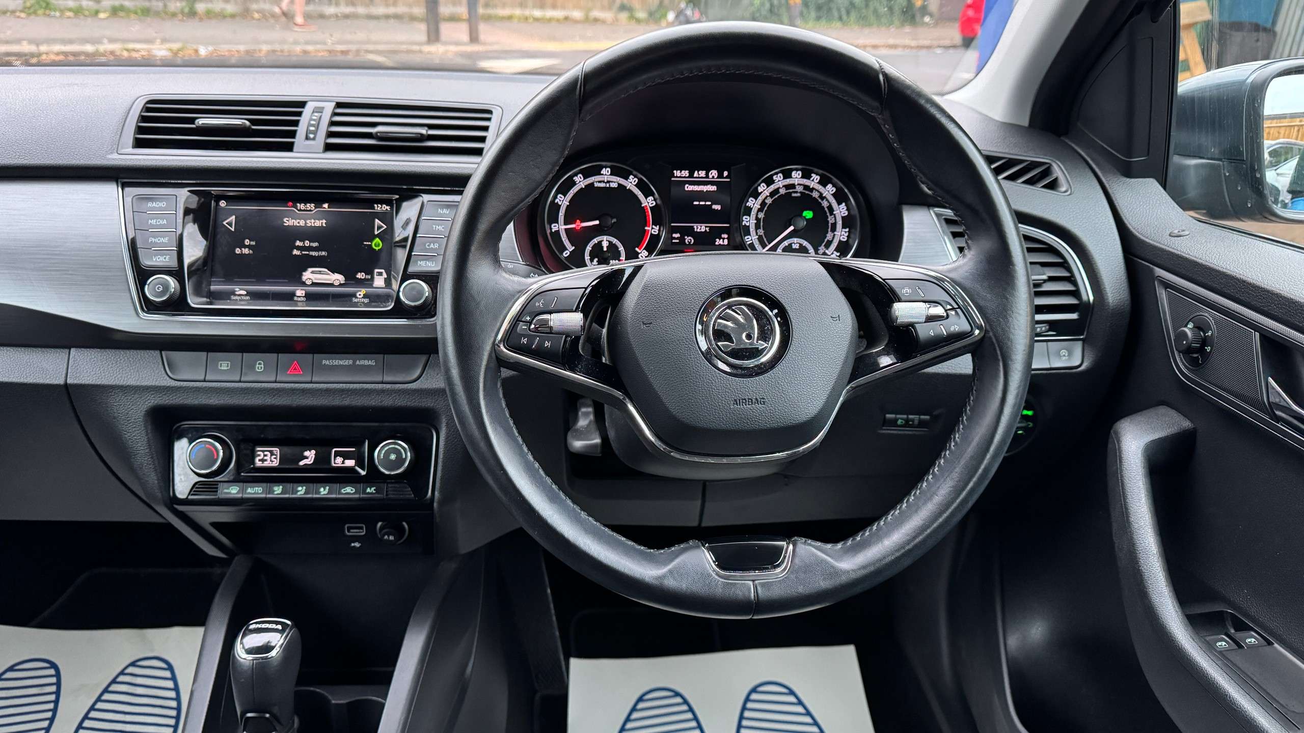 2021 SKODA FABIA 2021 SKODA FABIA