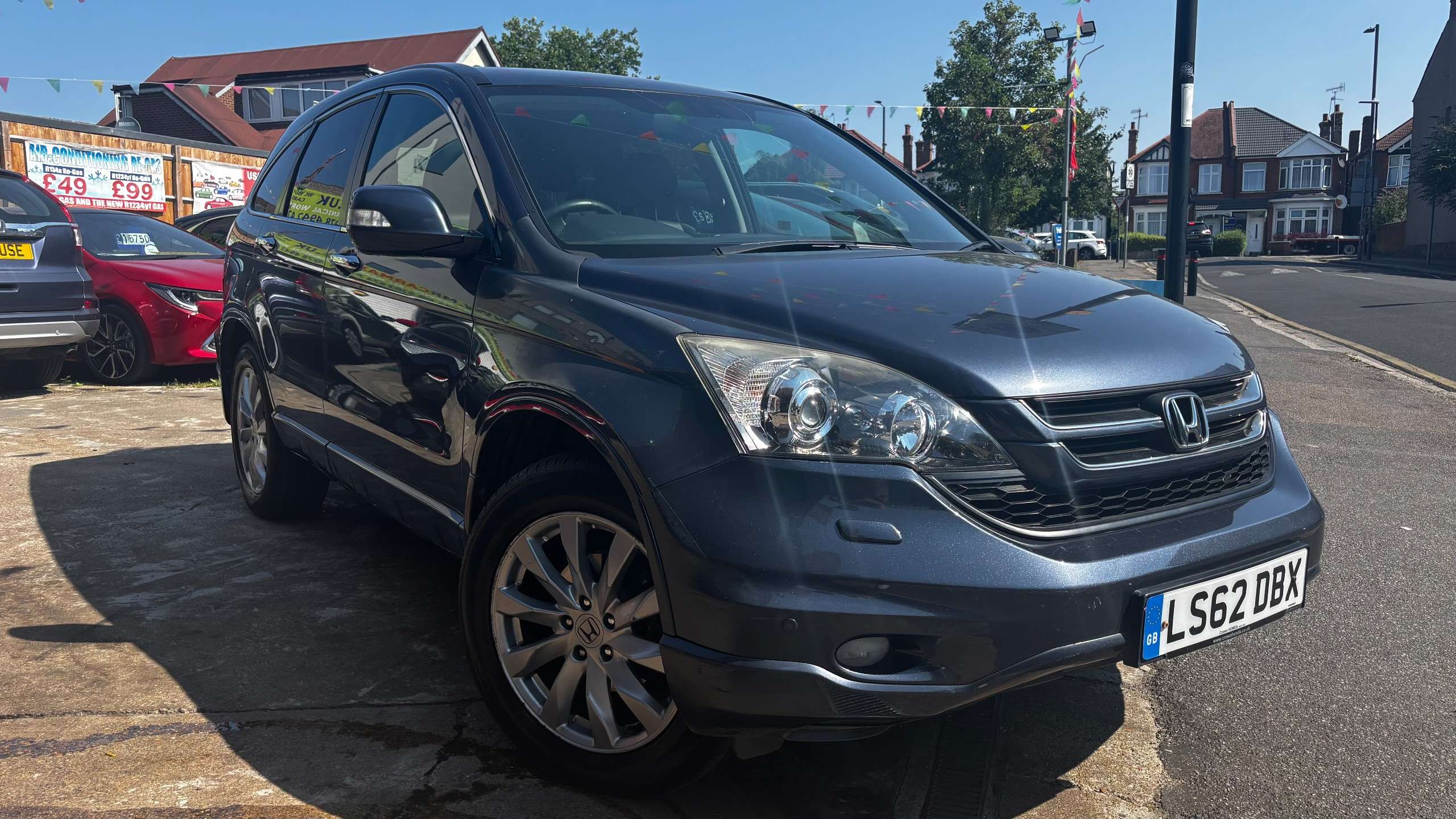 A 2012 HONDA CR-V 2.0 i-VTEC EX SUV 5dr Petrol Auto 4WD Euro 5 (150 ps) A 2012 HONDA CR-V 2.0 i-VTEC EX SUV 5dr Petrol Auto 4WD Euro 5 (150 ps)