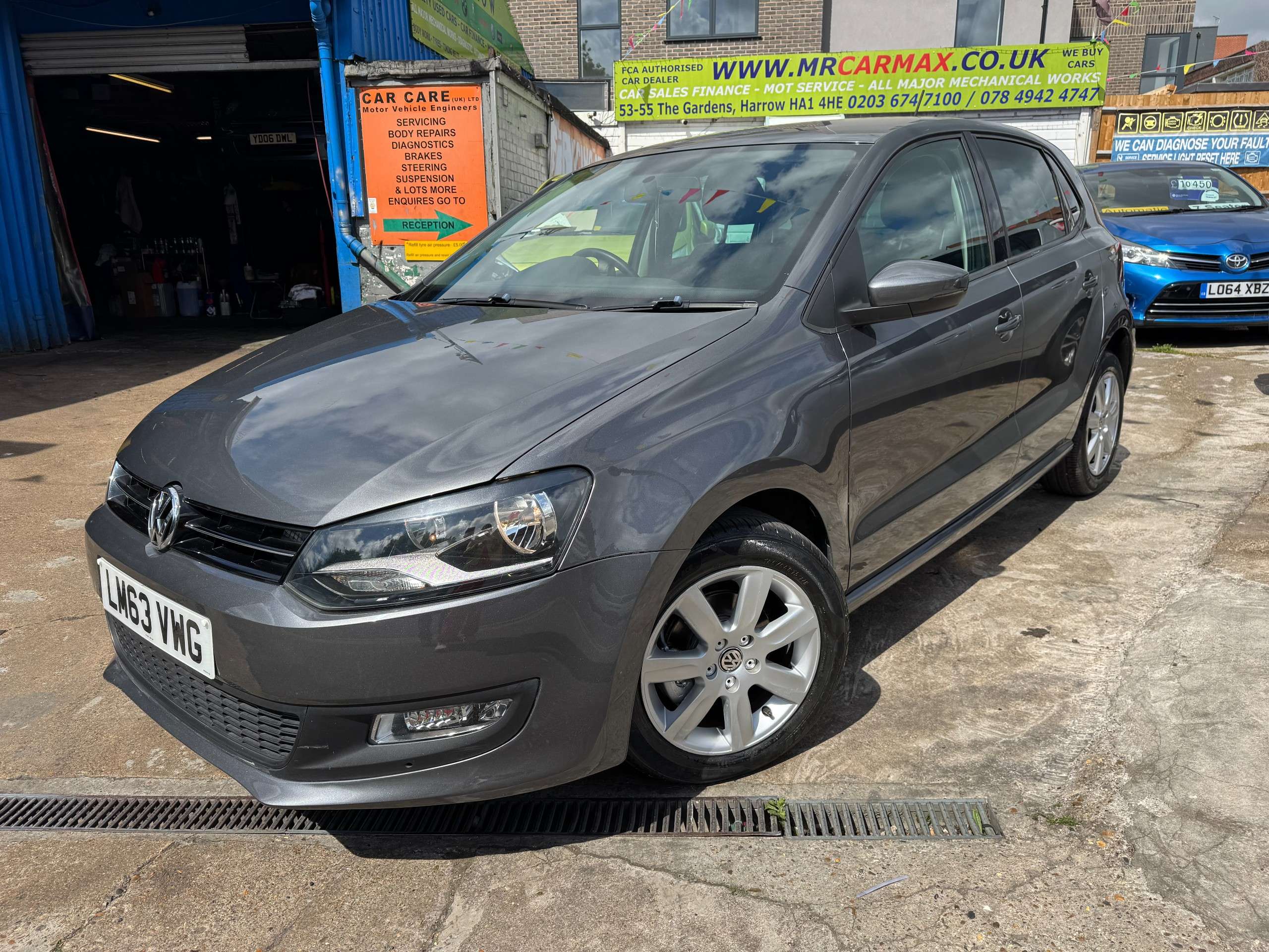 A 2013 VOLKSWAGEN POLO 1.4 Match Edition Hatchback 5dr Petrol DSG Euro 5 (85 ps) A 2013 VOLKSWAGEN POLO 1.4 Match Edition Hatchback 5dr Petrol DSG Euro 5 (85 ps)