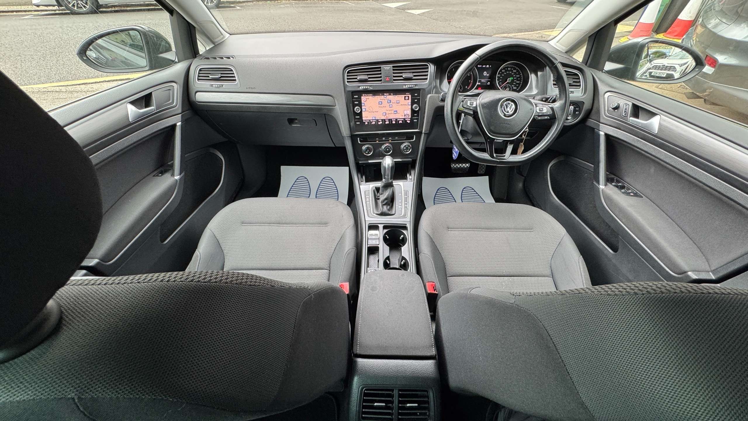2019 VOLKSWAGEN GOLF 2019 VOLKSWAGEN GOLF