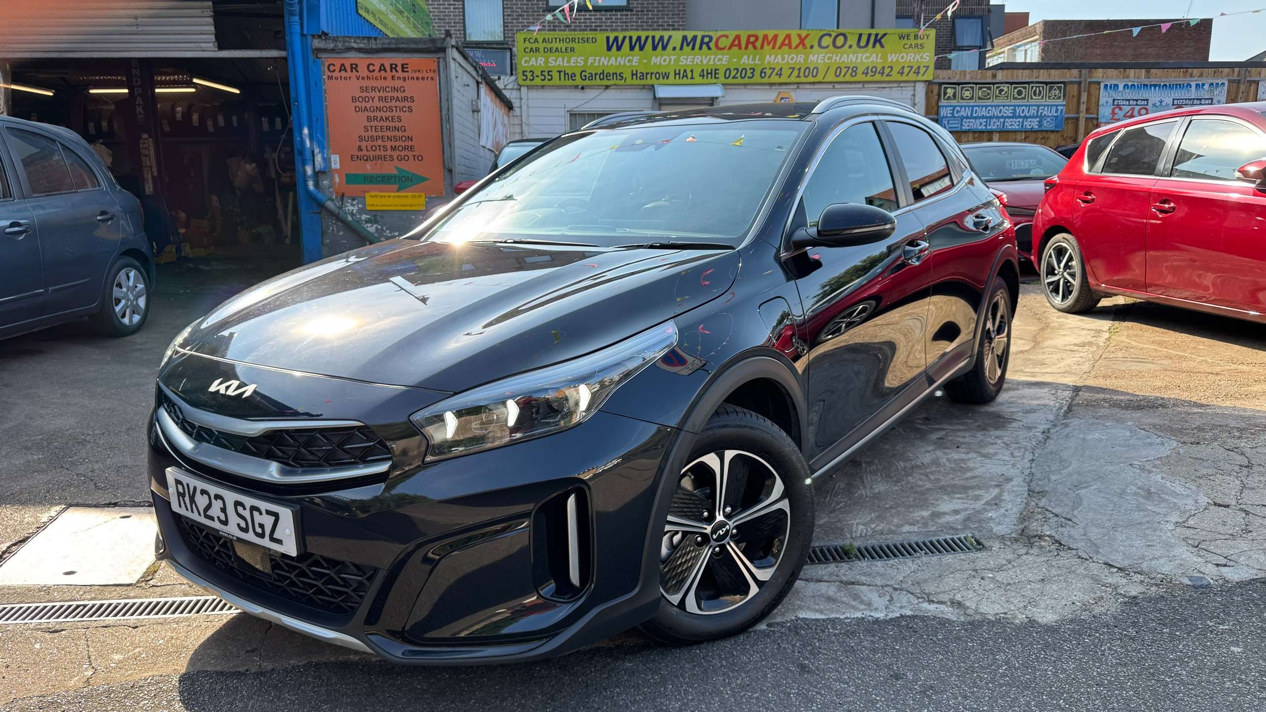 A 2023 KIA XCEED 1.6 GDi 8.9kWh 3 SUV 5dr Petrol Plug-in Hybrid DCT Euro 6 (s/s) (139 bhp) A 2023 KIA XCEED 1.6 GDi 8.9kWh 3 SUV 5dr Petrol Plug-in Hybrid DCT Euro 6 (s/s) (139 bhp)