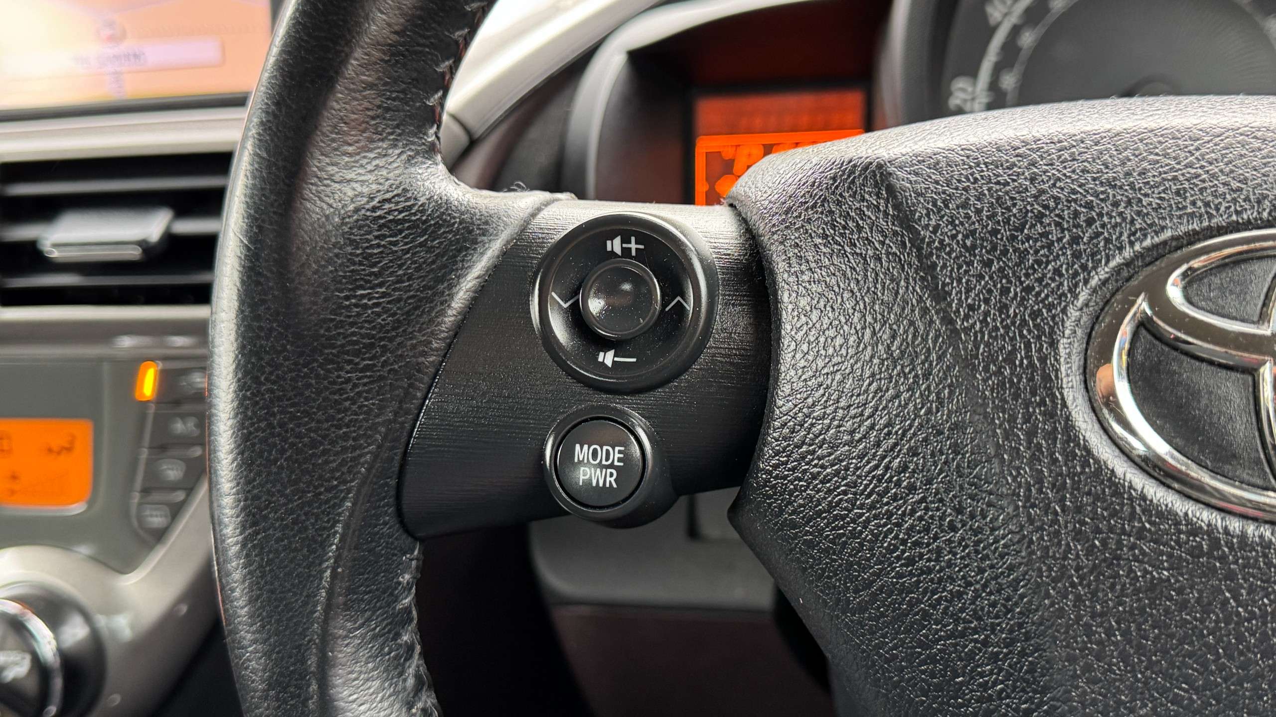 2012 TOYOTA IQ 2012 TOYOTA IQ