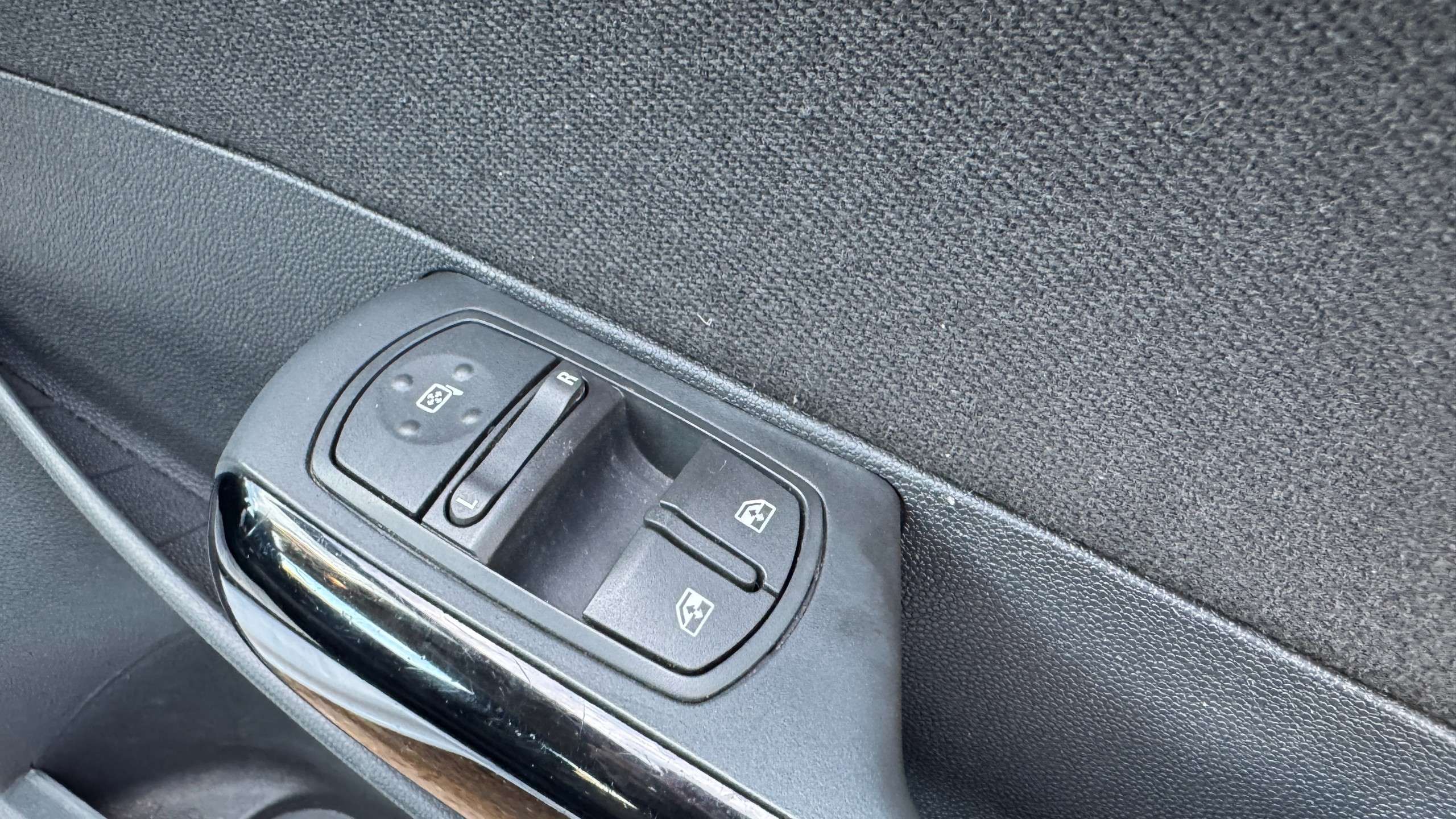 2015 VAUXHALL CORSA 2015 VAUXHALL CORSA