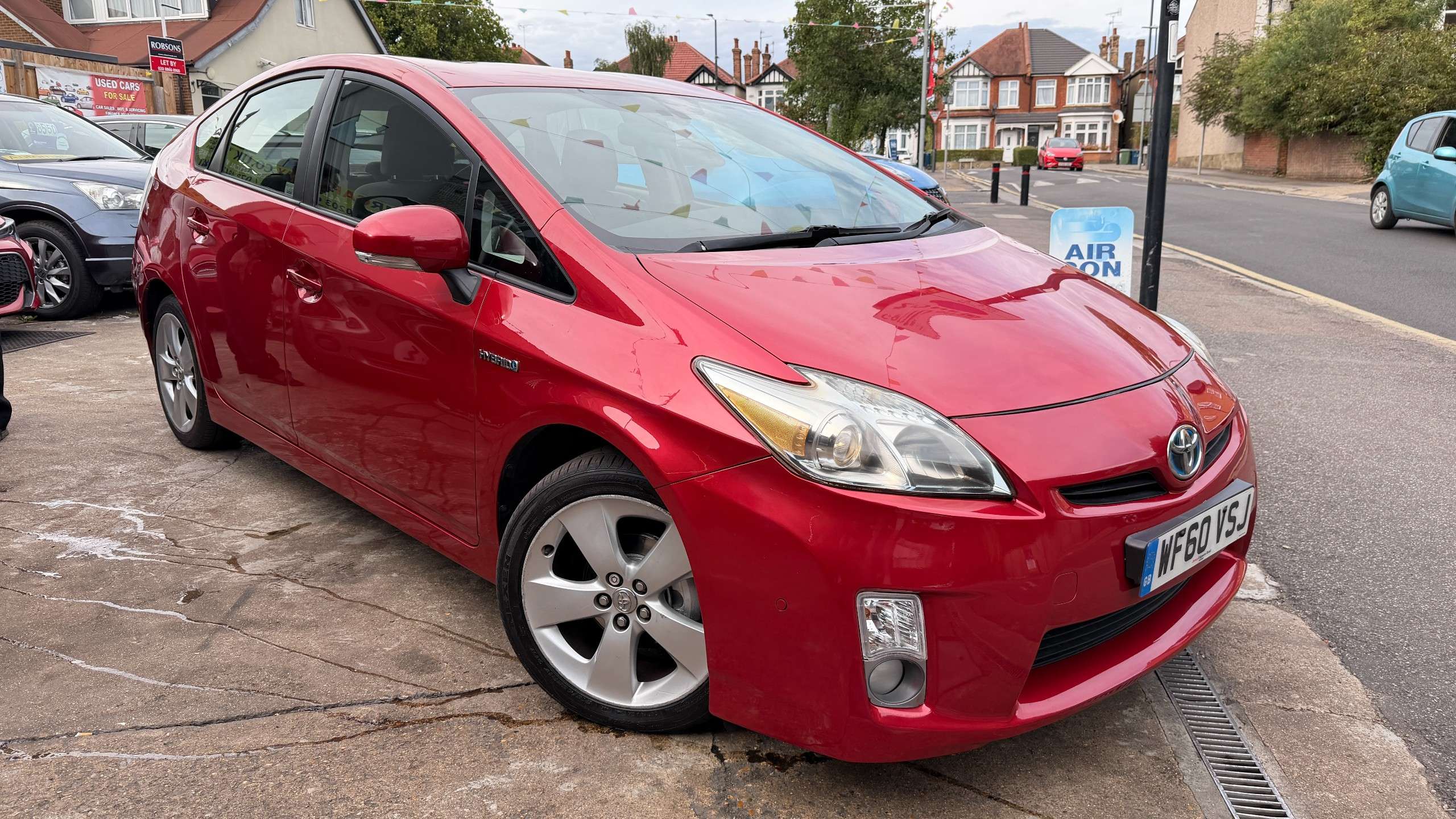 A 2010 TOYOTA PRIUS 1.8 VVT-h T Spirit Hatchback 5dr Petrol Hybrid CVT Euro 5 (s/s) (136 ps) A 2010 TOYOTA PRIUS 1.8 VVT-h T Spirit Hatchback 5dr Petrol Hybrid CVT Euro 5 (s/s) (136 ps)