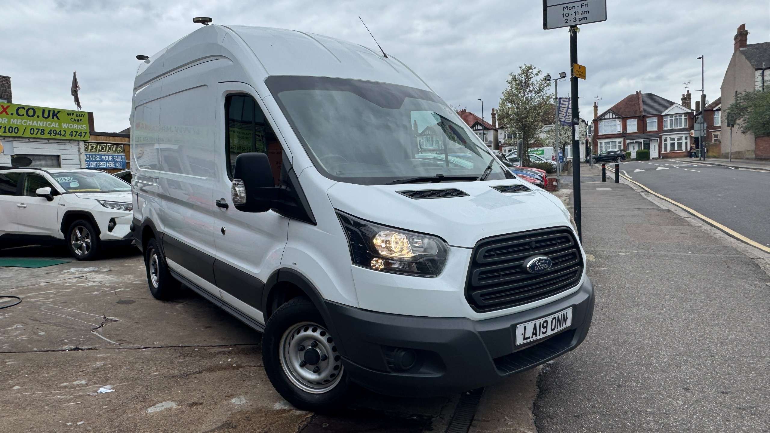 A 2019 FORD TRANSIT 2.0 350 EcoBlue Panel Van 5dr Diesel Manual FWD L2 H3 Euro 6 (130 ps) A 2019 FORD TRANSIT 2.0 350 EcoBlue Panel Van 5dr Diesel Manual FWD L2 H3 Euro 6 (130 ps)