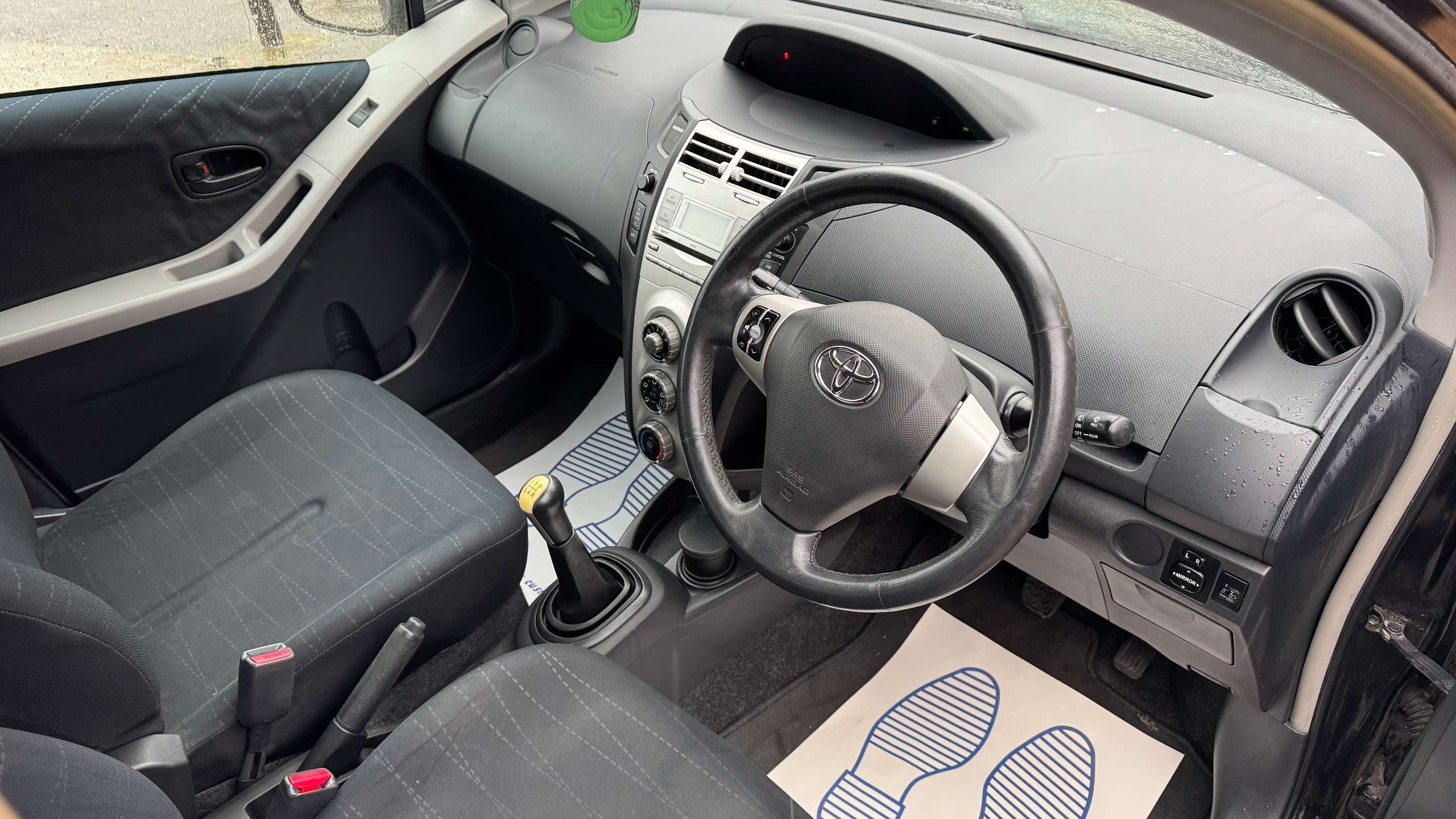 2006 TOYOTA YARIS 2006 TOYOTA YARIS