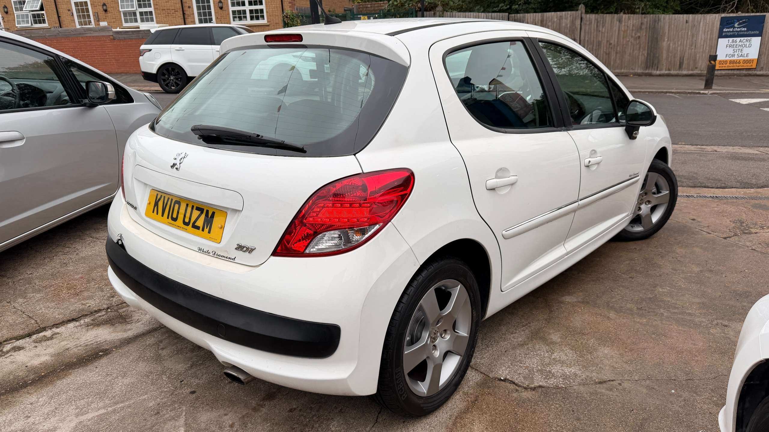 2010 PEUGEOT 207 2010 PEUGEOT 207