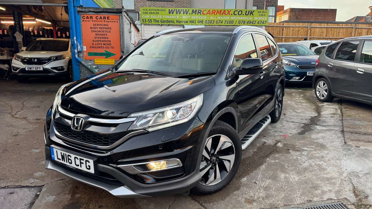 Check out this Honda Cr-v 2016 Petrol Automatic