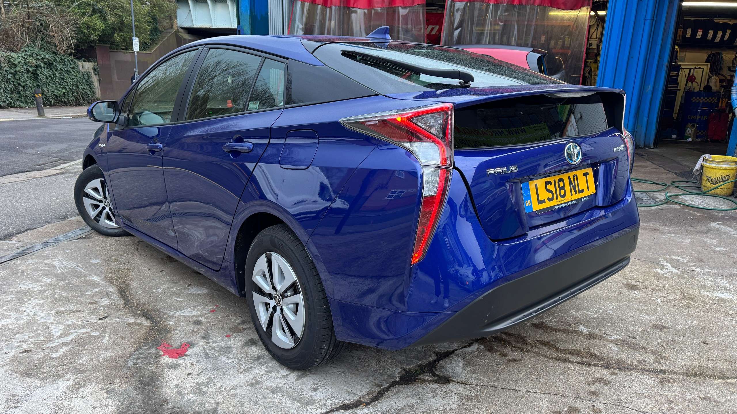 2018 TOYOTA PRIUS 2018 TOYOTA PRIUS
