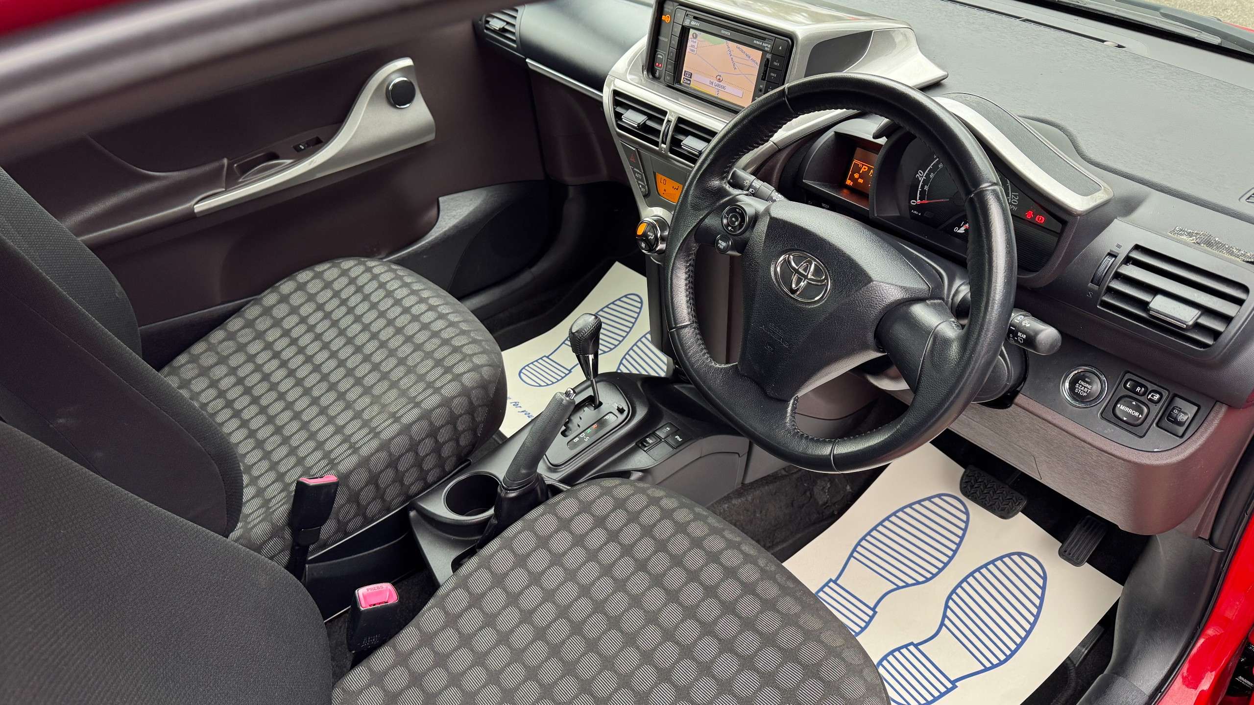 2012 TOYOTA IQ 2012 TOYOTA IQ