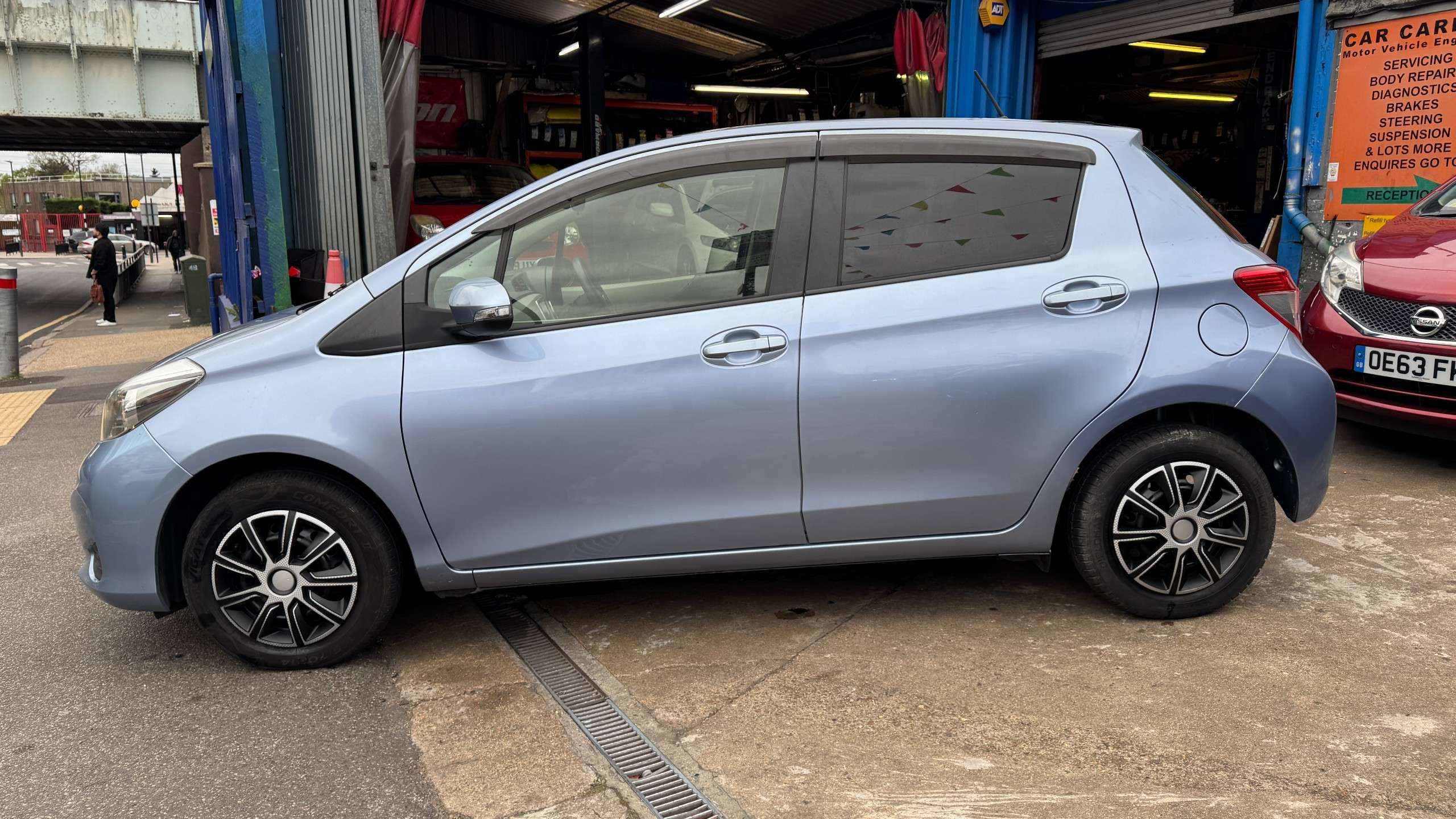 2012 TOYOTA VITZ 2012 TOYOTA VITZ