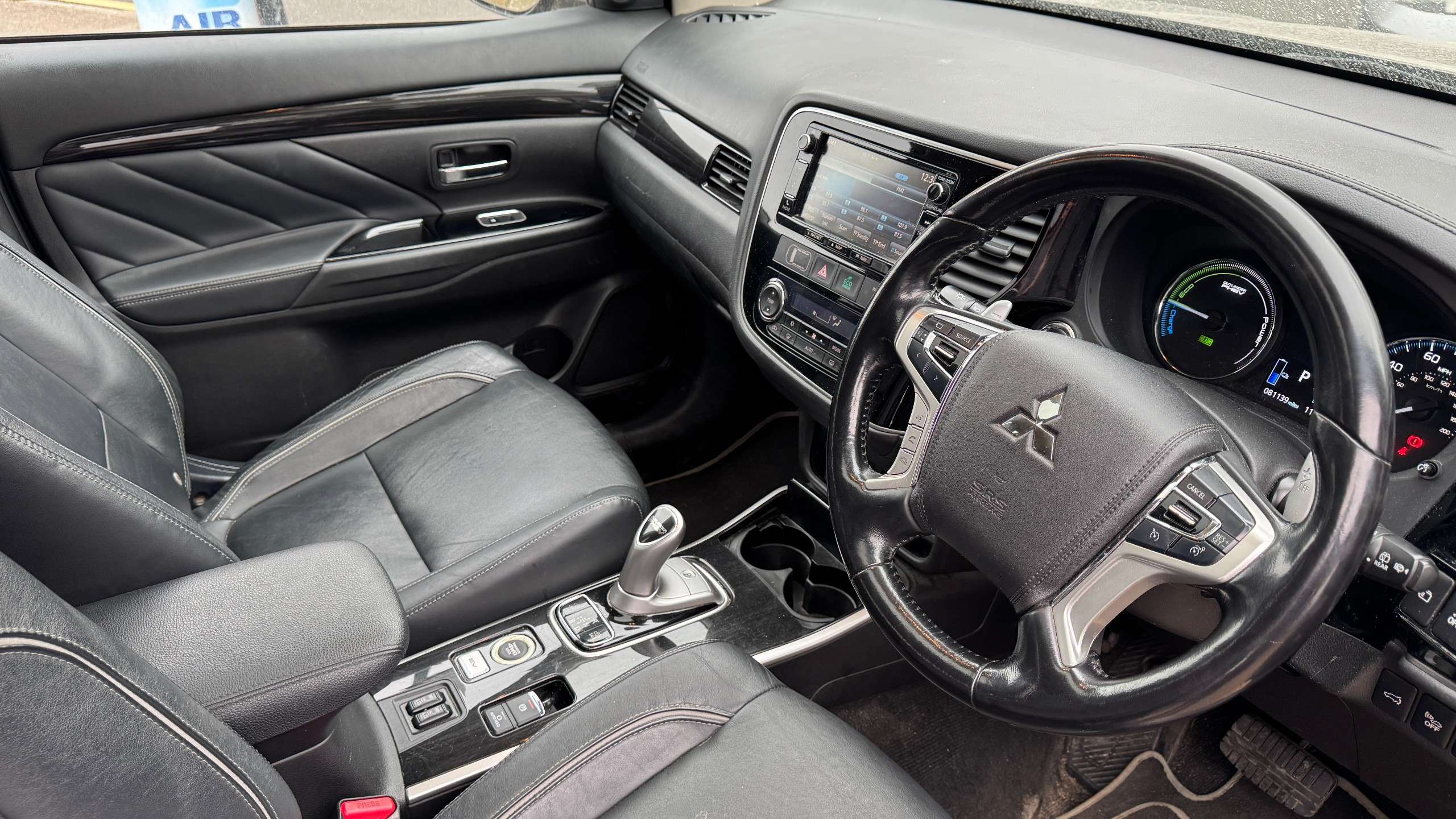 2017 MITSUBISHI OUTLANDER 2017 MITSUBISHI OUTLANDER