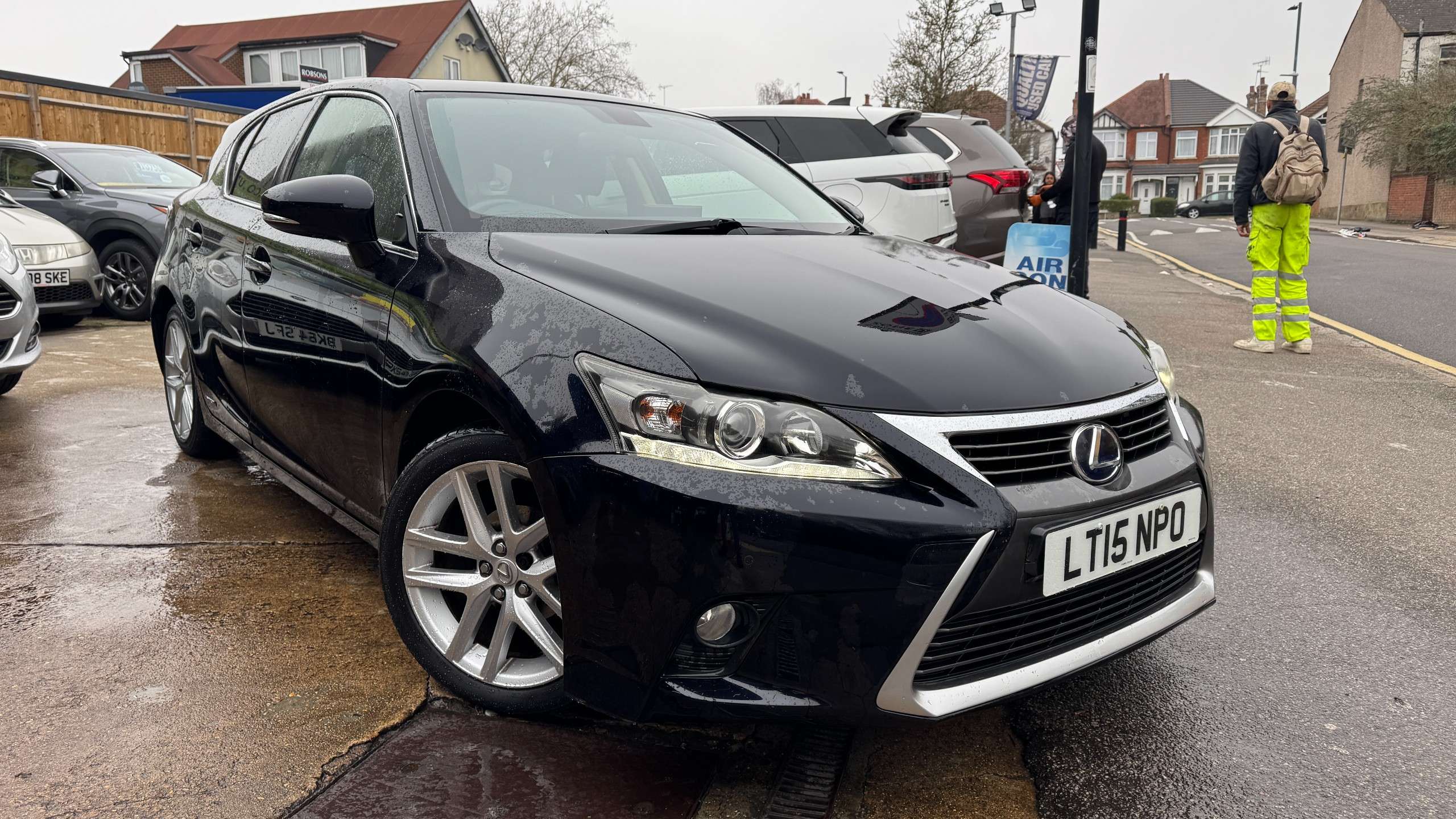 A 2015 LEXUS CT 1.8 200h Advance Hatchback 5dr Petrol Hybrid CVT Euro 6 (s/s) (136 ps) A 2015 LEXUS CT 1.8 200h Advance Hatchback 5dr Petrol Hybrid CVT Euro 6 (s/s) (136 ps)