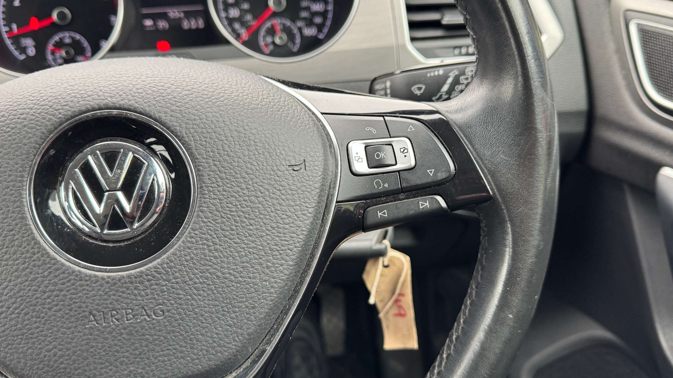 2017 VOLKSWAGEN GOLF SV 2017 VOLKSWAGEN GOLF SV