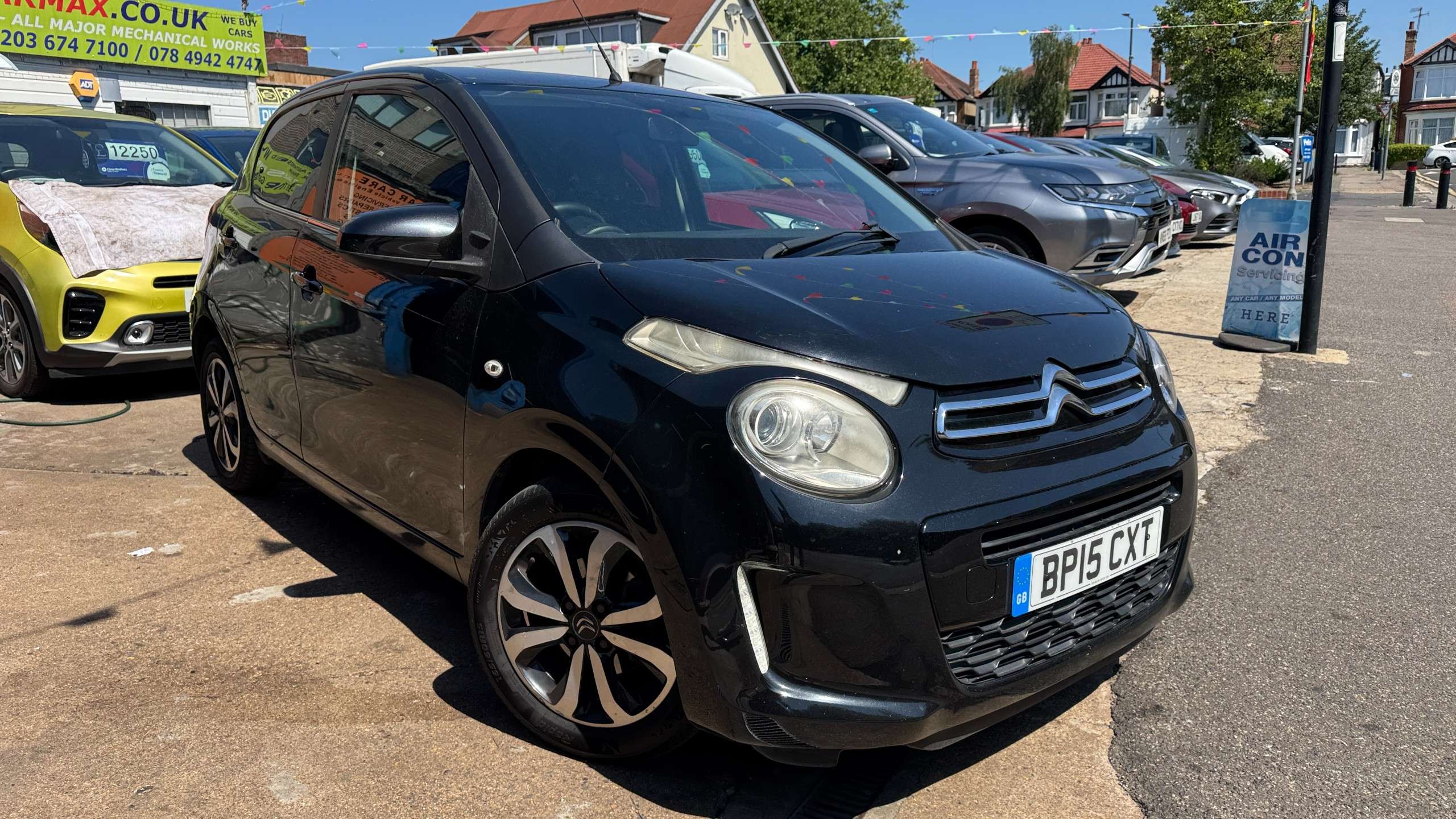 A 2015 CITROEN C1 1.0 VTi Flair Hatchback 5dr Petrol ETG5 Euro 6 (68 ps) A 2015 CITROEN C1 1.0 VTi Flair Hatchback 5dr Petrol ETG5 Euro 6 (68 ps)