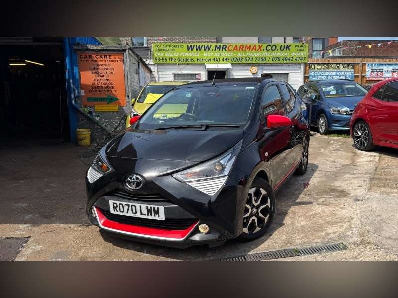 A 2020 TOYOTA AYGO 1.0 VVT-i x-trend Hatchback 5dr Petrol x-shift Euro 6 (Safety Sense) (71 ps) A 2020 TOYOTA AYGO 1.0 VVT-i x-trend Hatchback 5dr Petrol x-shift Euro 6 (Safety Sense) (71 ps)