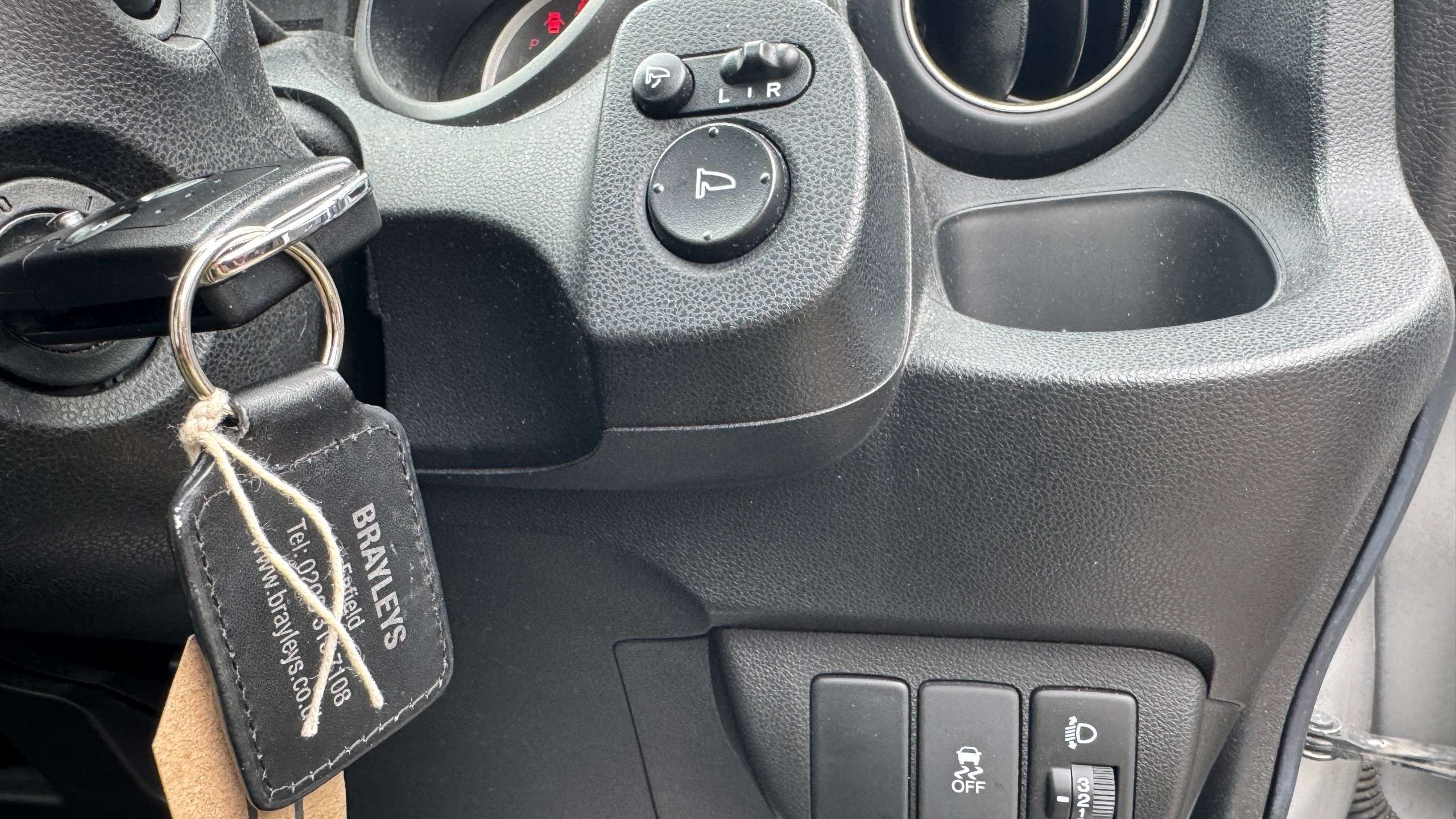 2011 HONDA JAZZ 2011 HONDA JAZZ