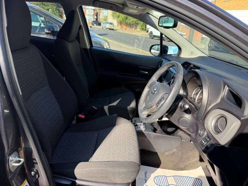 2014 TOYOTA YARIS 2014 TOYOTA YARIS