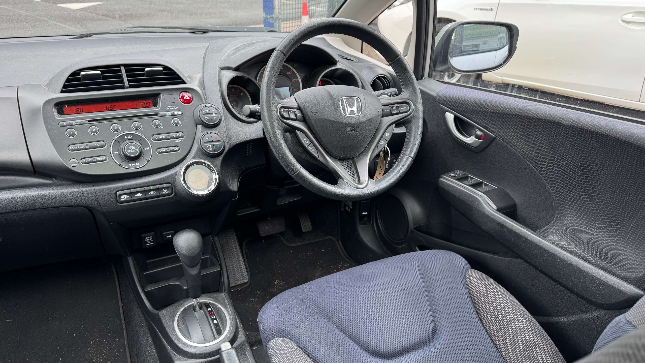 2011 HONDA JAZZ 2011 HONDA JAZZ