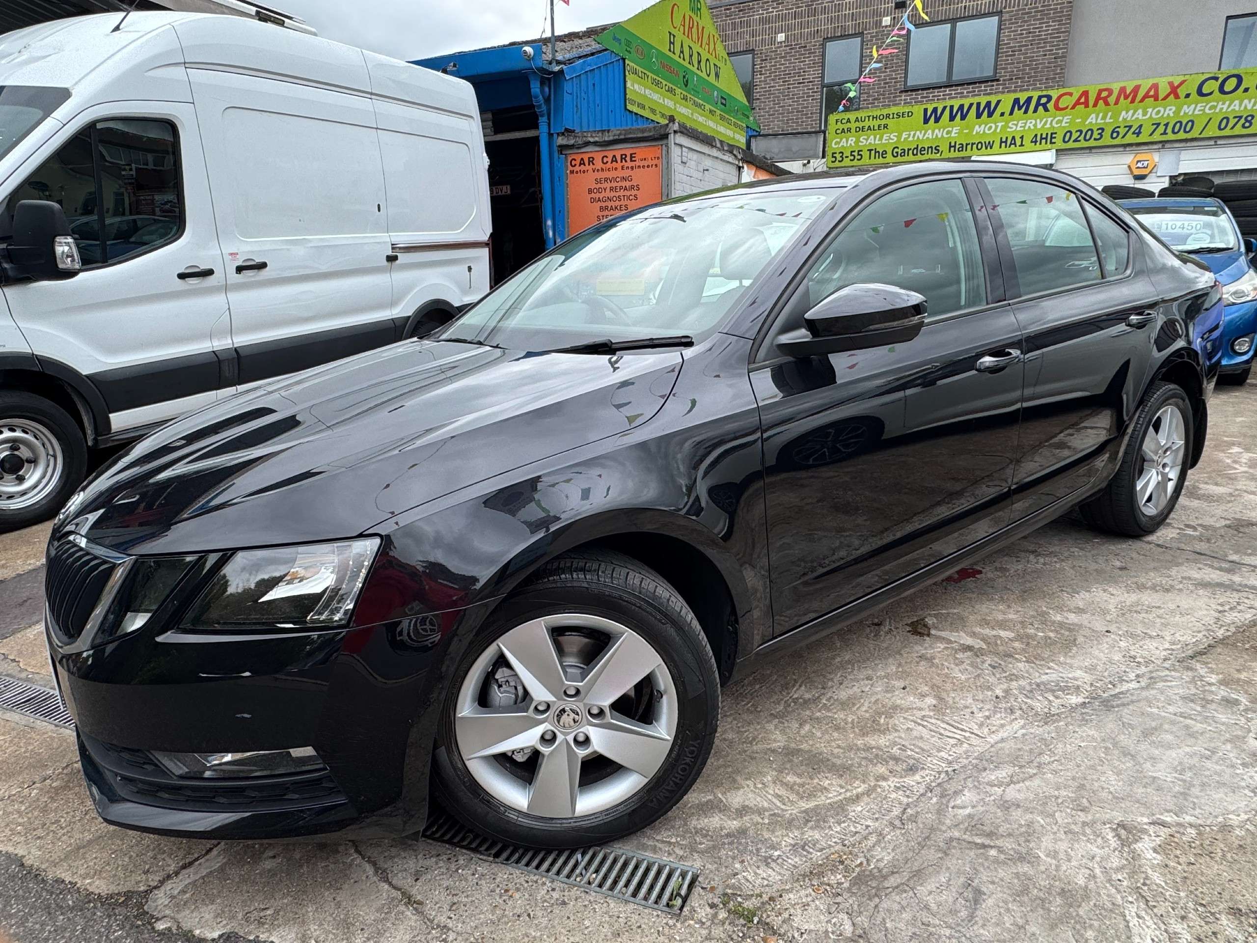 A 2019 SKODA OCTAVIA 1.5 TSI ACT SE Technology Hatchback 5dr Petrol DSG Euro 6 (s/s) (150 ps) A 2019 SKODA OCTAVIA 1.5 TSI ACT SE Technology Hatchback 5dr Petrol DSG Euro 6 (s/s) (150 ps)
