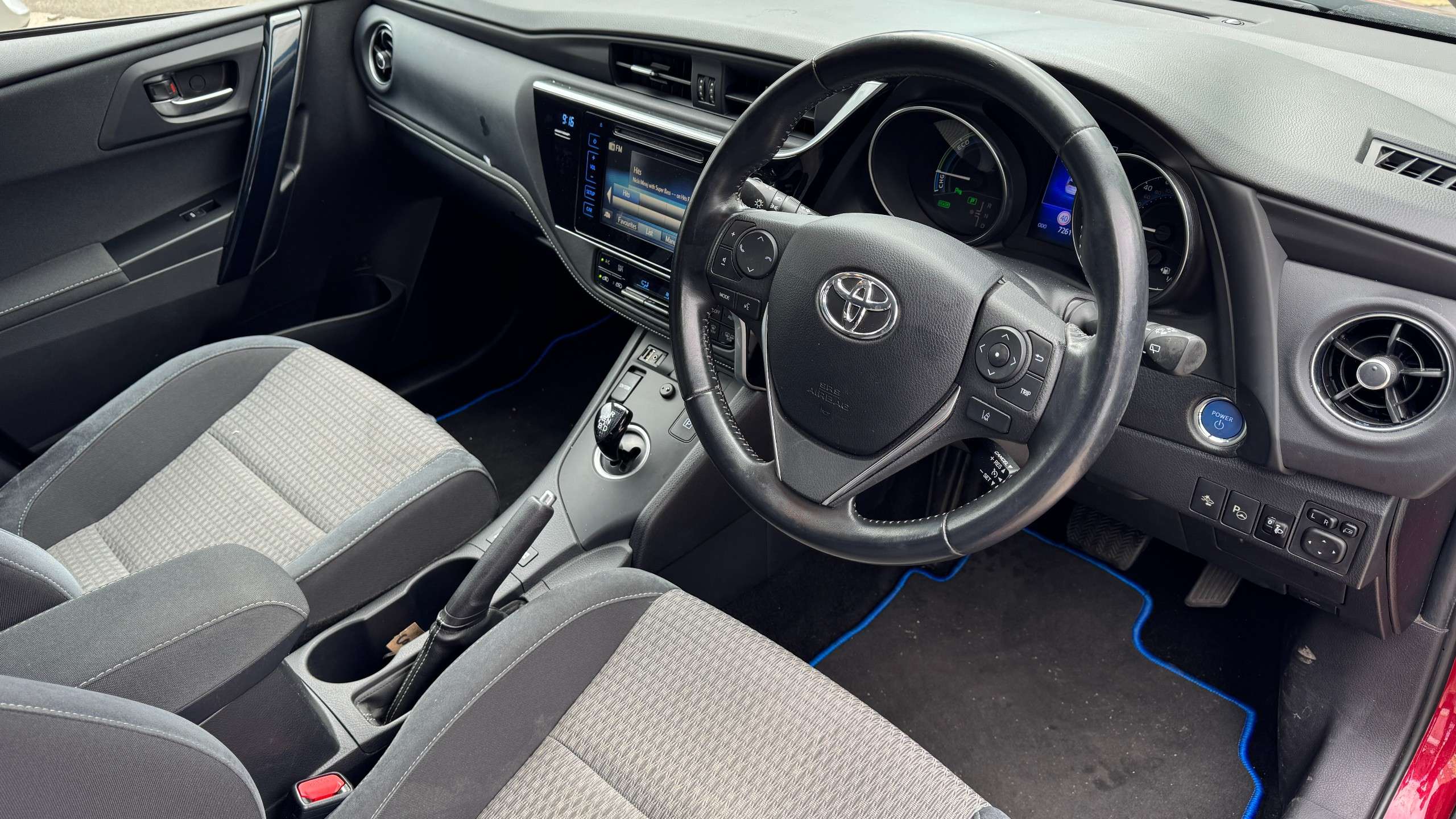 2018 TOYOTA AURIS 2018 TOYOTA AURIS