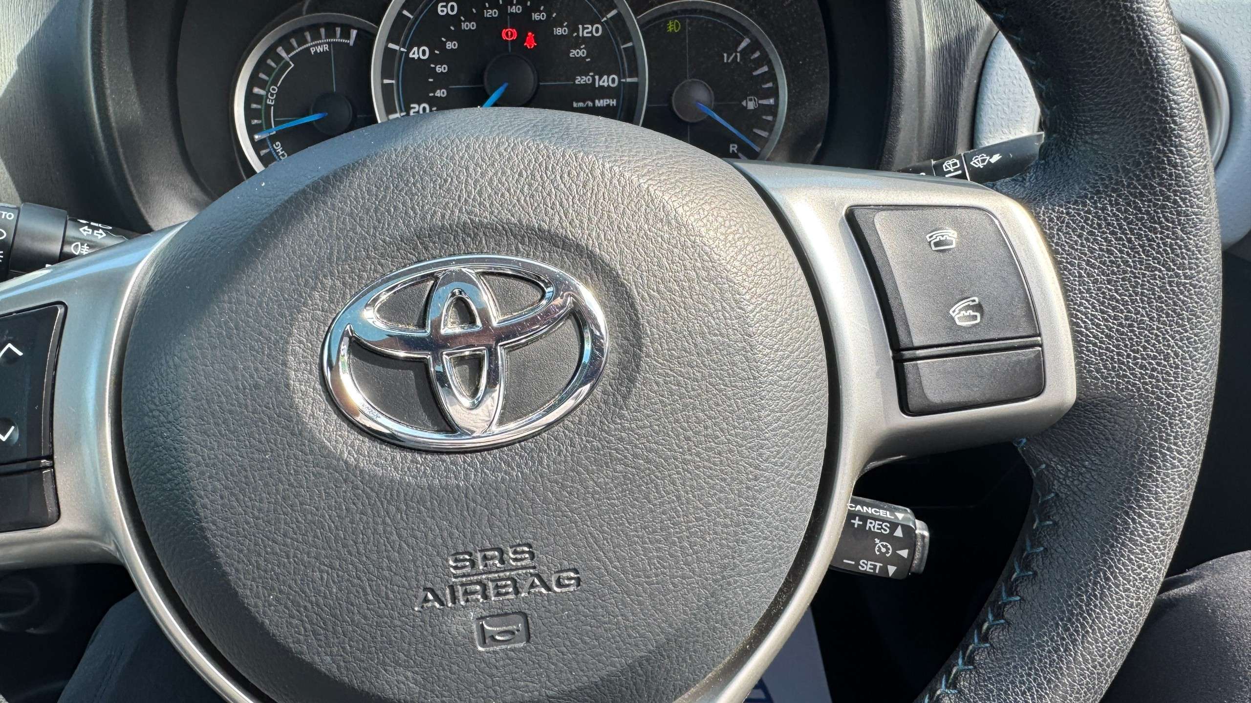 2012 TOYOTA YARIS 2012 TOYOTA YARIS