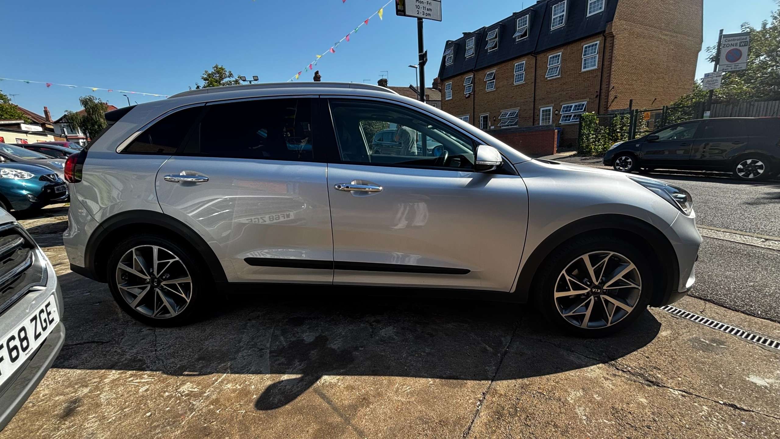 2021 KIA NIRO 2021 KIA NIRO