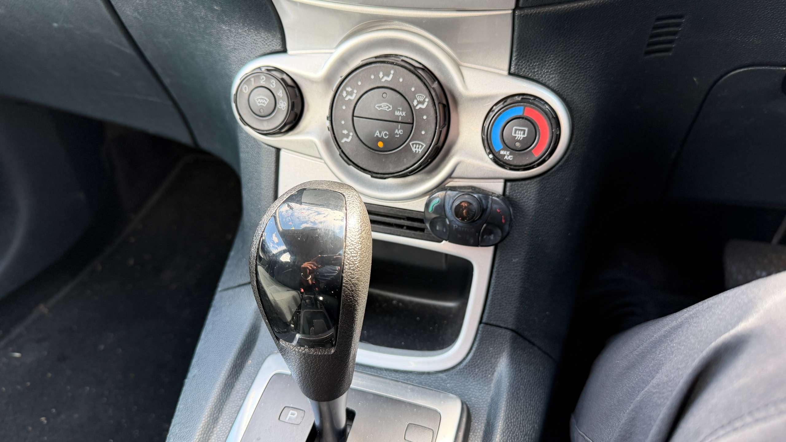 2012 FORD FIESTA 2012 FORD FIESTA