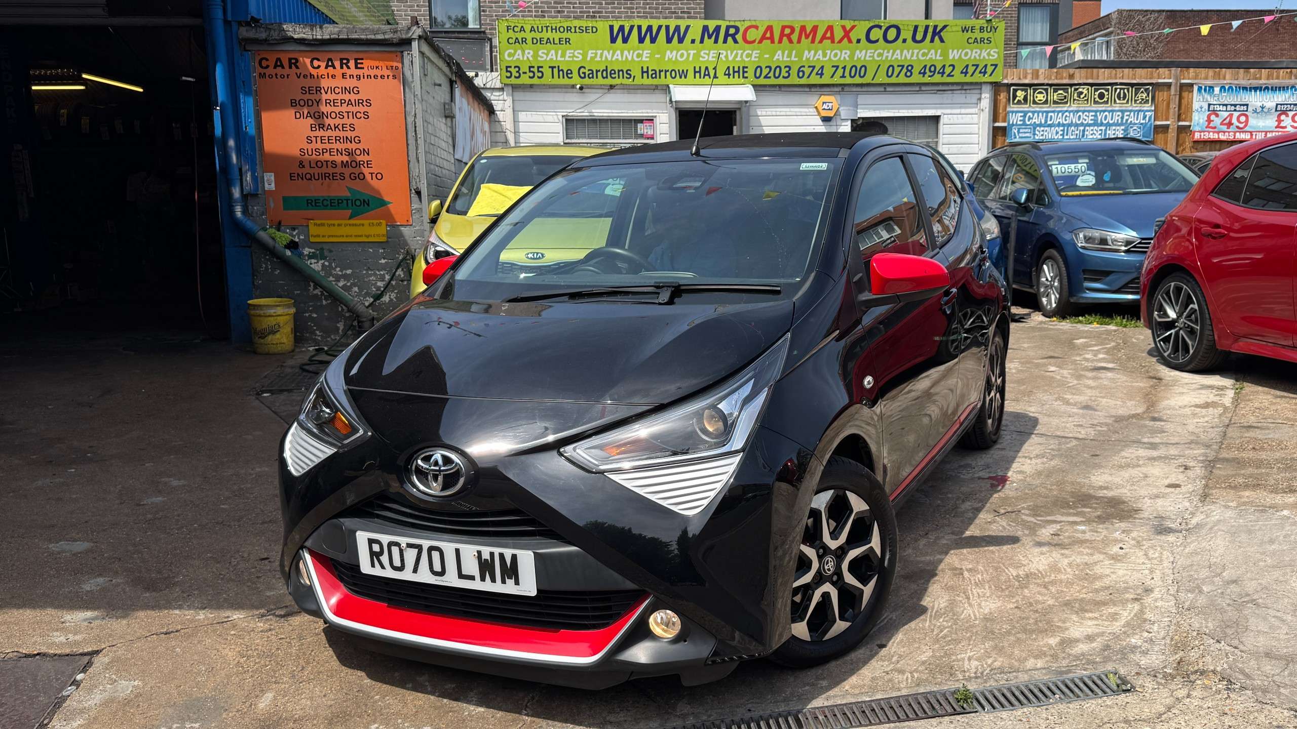 A 2020 TOYOTA AYGO 1.0 VVT-i x-trend Hatchback 5dr Petrol x-shift Euro 6 (Safety Sense) (71 ps) A 2020 TOYOTA AYGO 1.0 VVT-i x-trend Hatchback 5dr Petrol x-shift Euro 6 (Safety Sense) (71 ps)