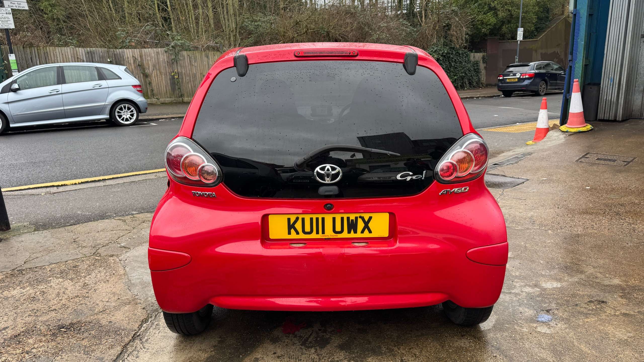 2011 TOYOTA AYGO 2011 TOYOTA AYGO