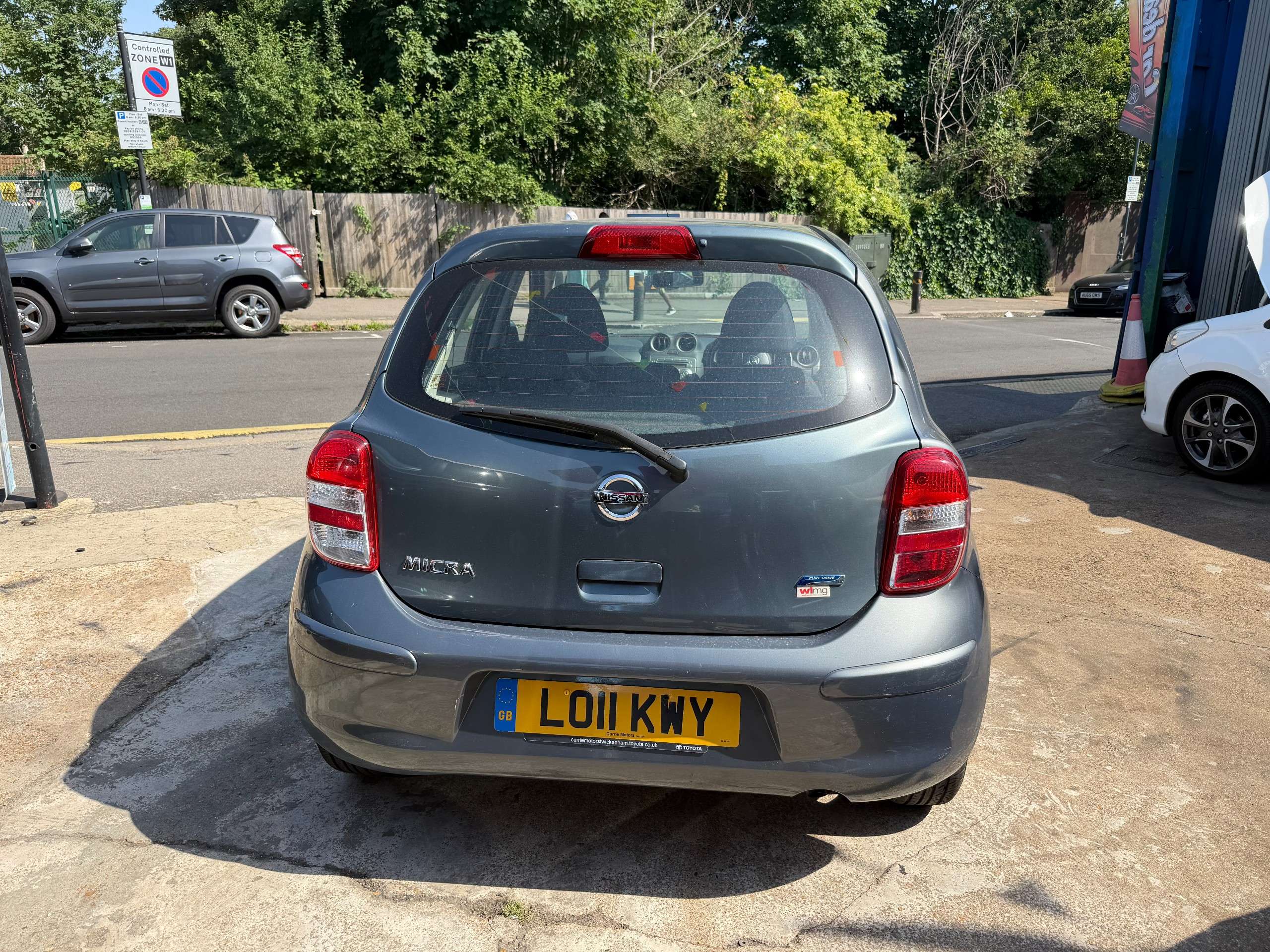 A 2011 NISSAN MICRA 1.2 12V Acenta Hatchback 5dr Petrol CVT Euro 5 (80 ps) A 2011 NISSAN MICRA 1.2 12V Acenta Hatchback 5dr Petrol CVT Euro 5 (80 ps)