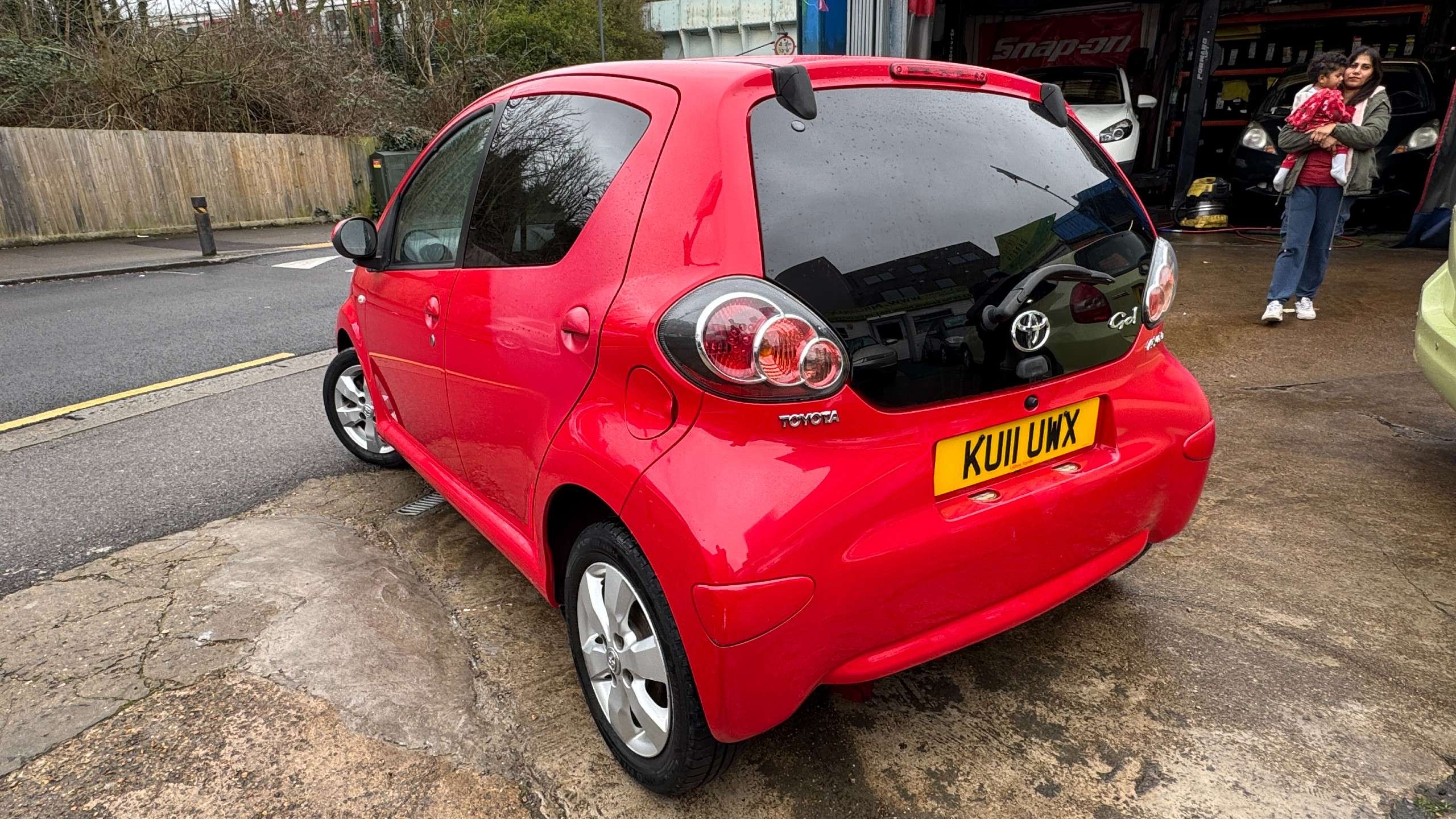 2011 TOYOTA AYGO 2011 TOYOTA AYGO