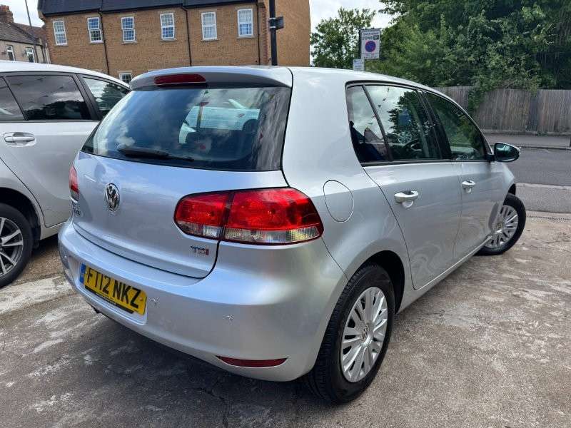 A 2012 VOLKSWAGEN GOLF 1.4 TSI S Hatchback 5dr Petrol DSG Euro 5 (122 ps) A 2012 VOLKSWAGEN GOLF 1.4 TSI S Hatchback 5dr Petrol DSG Euro 5 (122 ps)