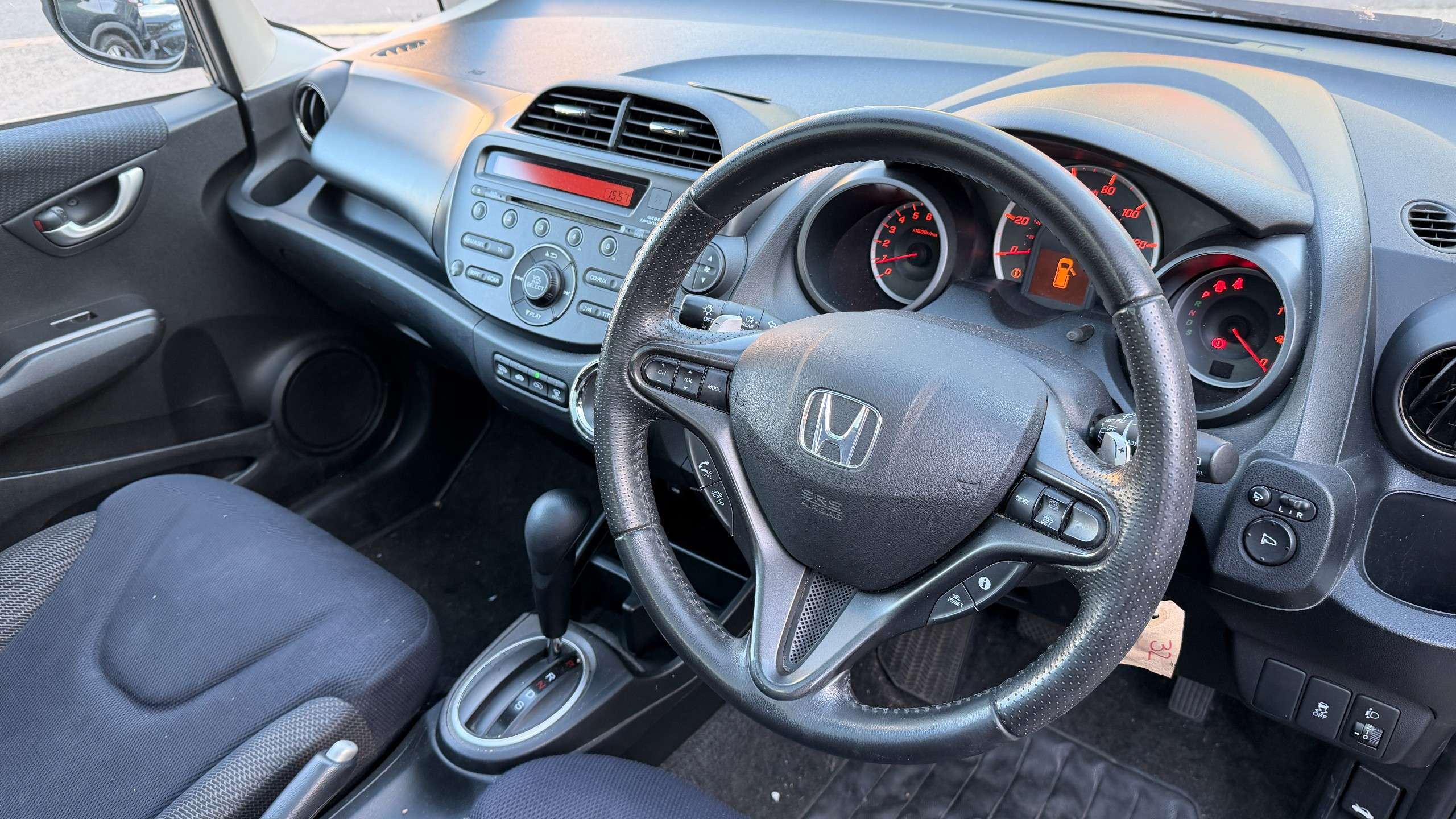 2011 HONDA JAZZ 2011 HONDA JAZZ