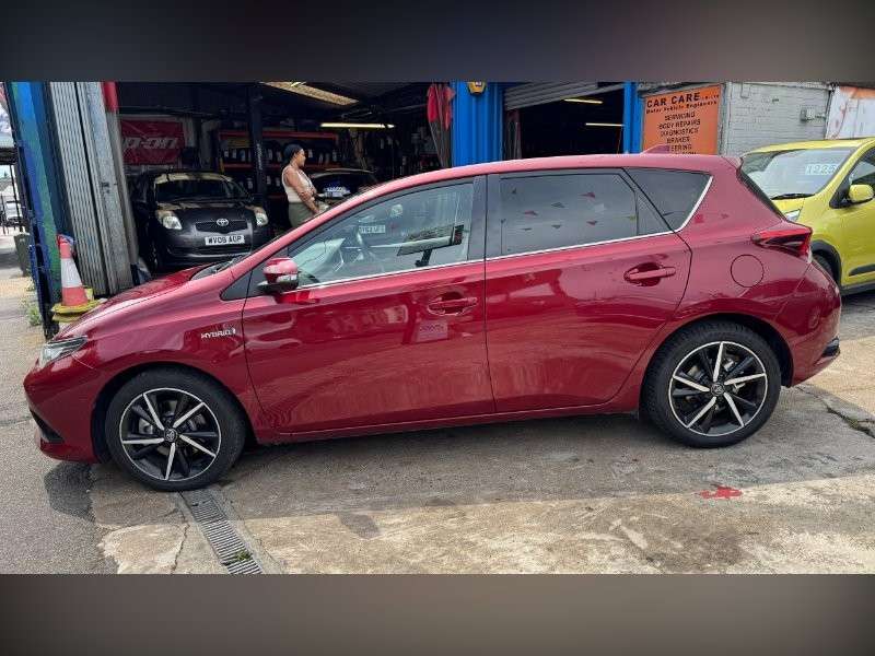 2018 TOYOTA AURIS 2018 TOYOTA AURIS