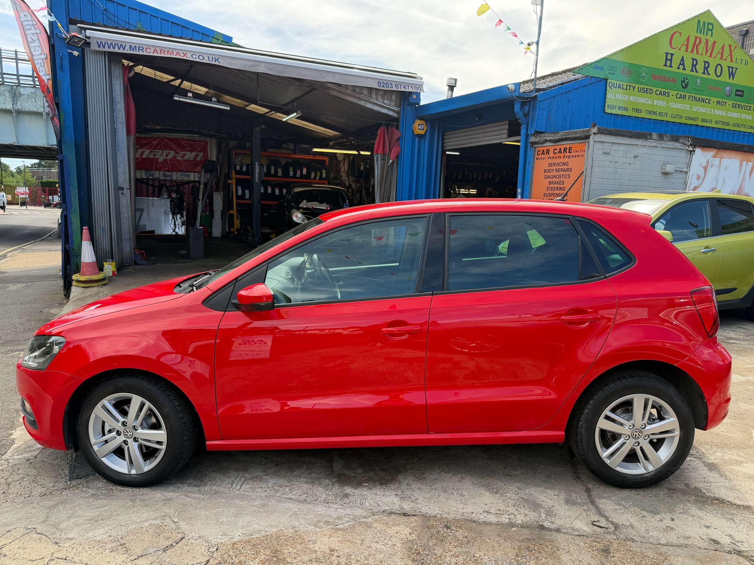 2017 VOLKSWAGEN POLO 2017 VOLKSWAGEN POLO
