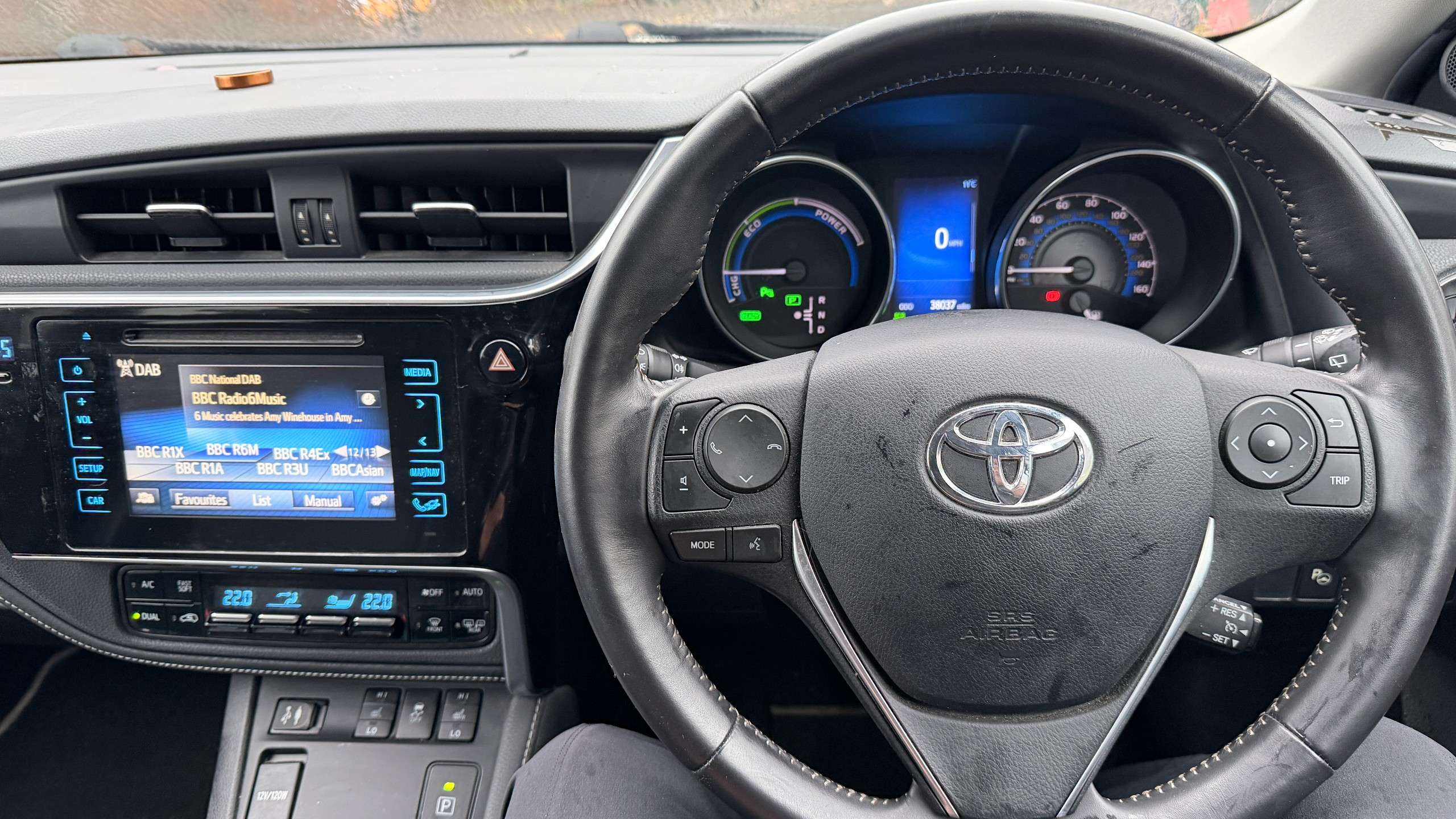 2015 TOYOTA AURIS 2015 TOYOTA AURIS