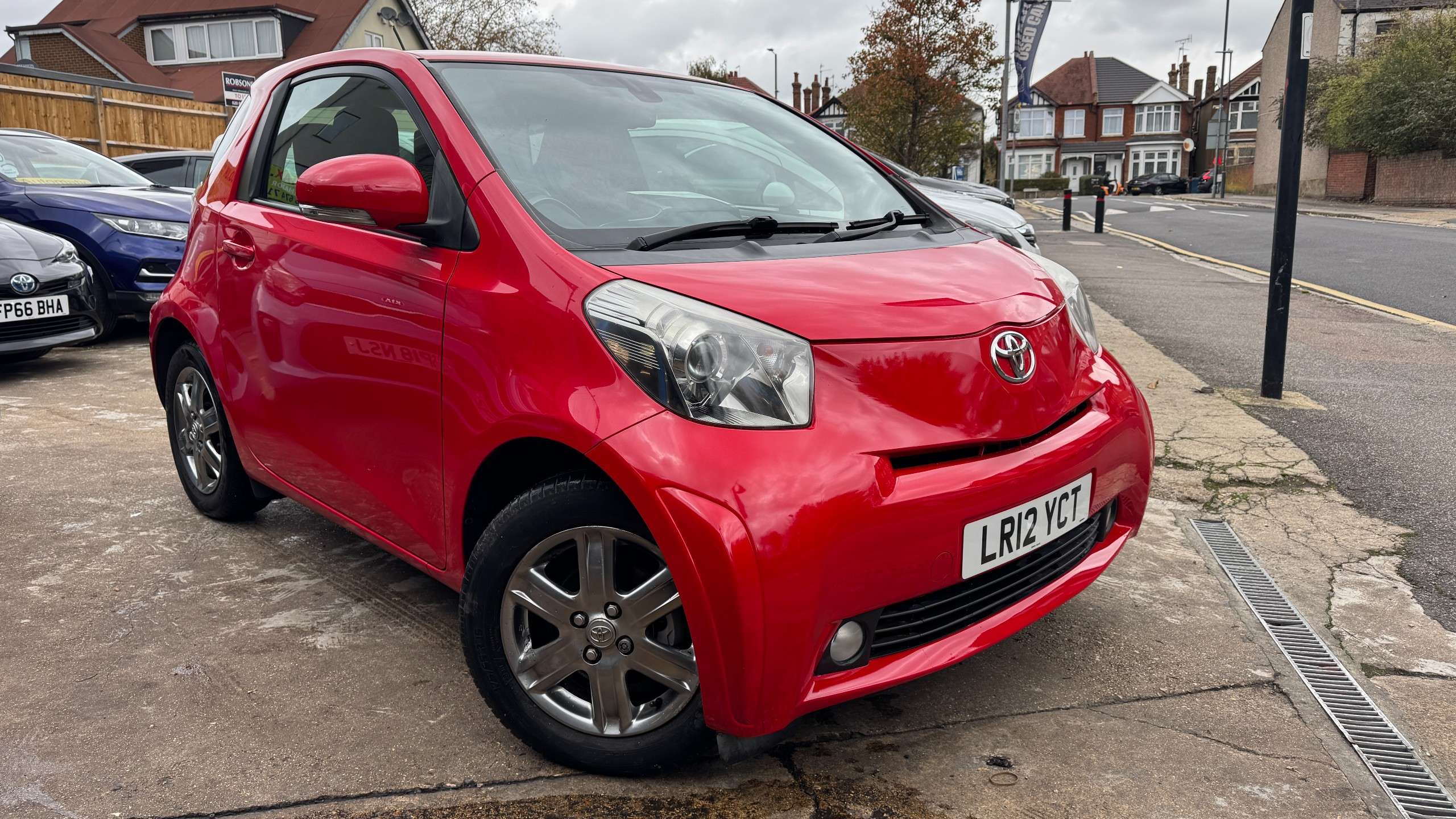 2012 TOYOTA IQ 2012 TOYOTA IQ