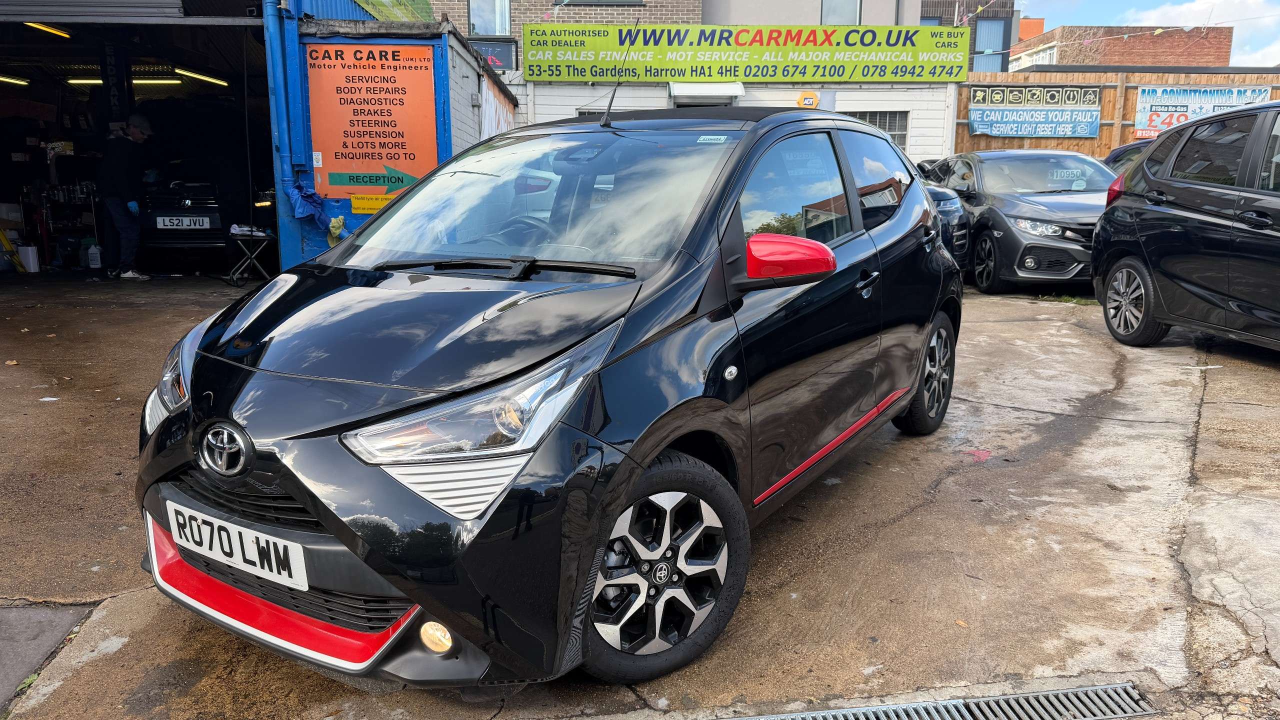 A 2020 TOYOTA AYGO 1.0 VVT-i x-trend Hatchback 5dr Petrol x-shift Euro 6 (Safety Sense) (71 ps) A 2020 TOYOTA AYGO 1.0 VVT-i x-trend Hatchback 5dr Petrol x-shift Euro 6 (Safety Sense) (71 ps)