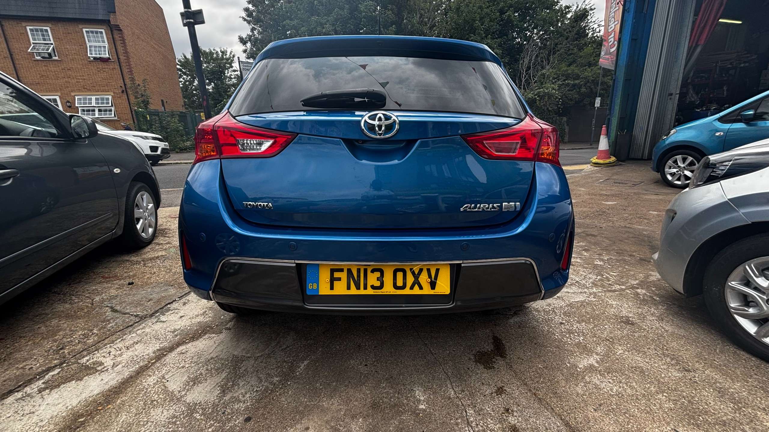 2013 TOYOTA AURIS 2013 TOYOTA AURIS