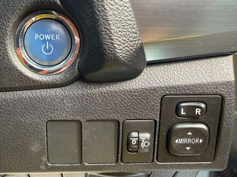 2013 TOYOTA AURIS 2013 TOYOTA AURIS