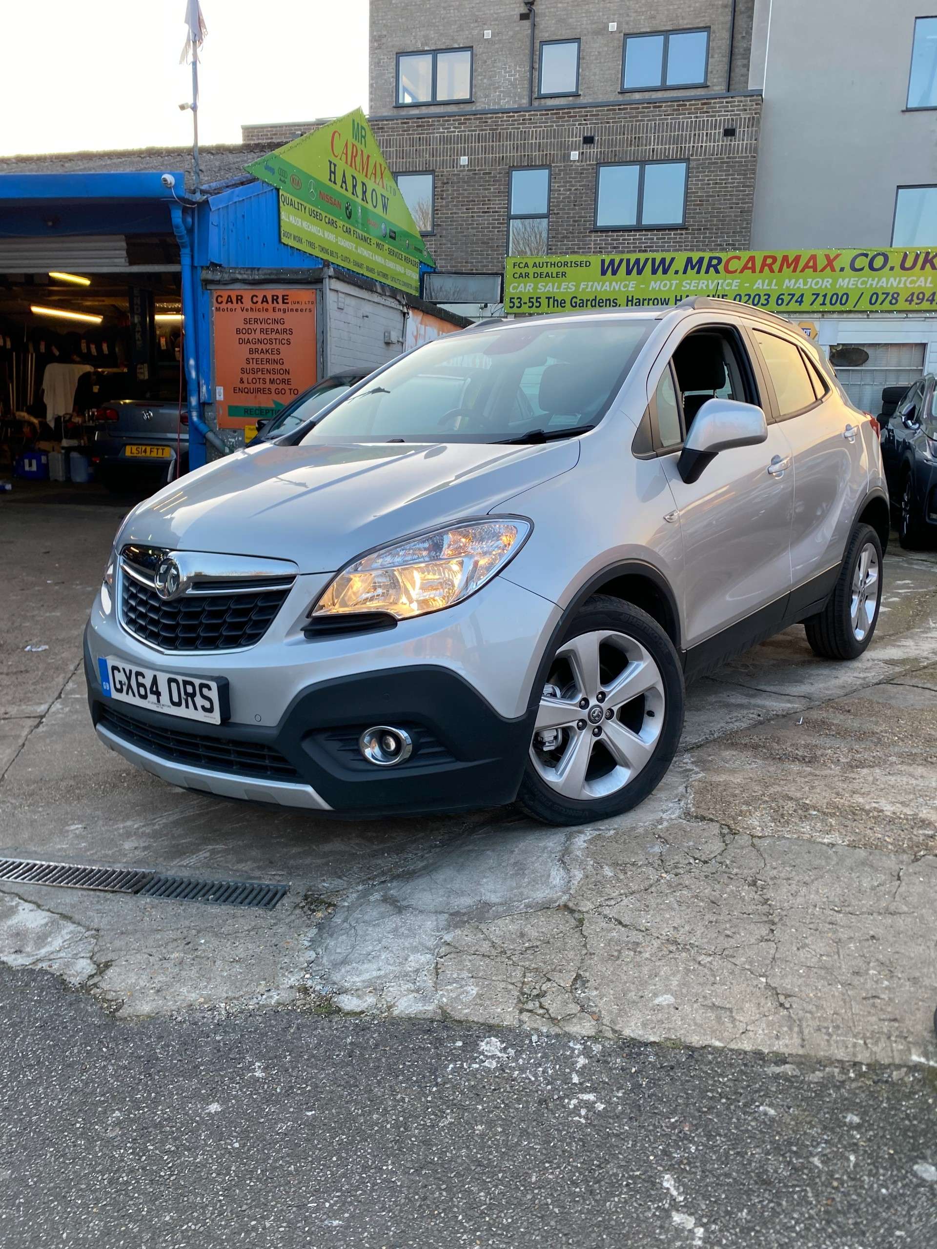 A 2014 VAUXHALL MOKKA 1.4T Exclusiv SUV 5dr Petrol Manual 4WD Euro 5 (s/s) (140 ps) A 2014 VAUXHALL MOKKA 1.4T Exclusiv SUV 5dr Petrol Manual 4WD Euro 5 (s/s) (140 ps)