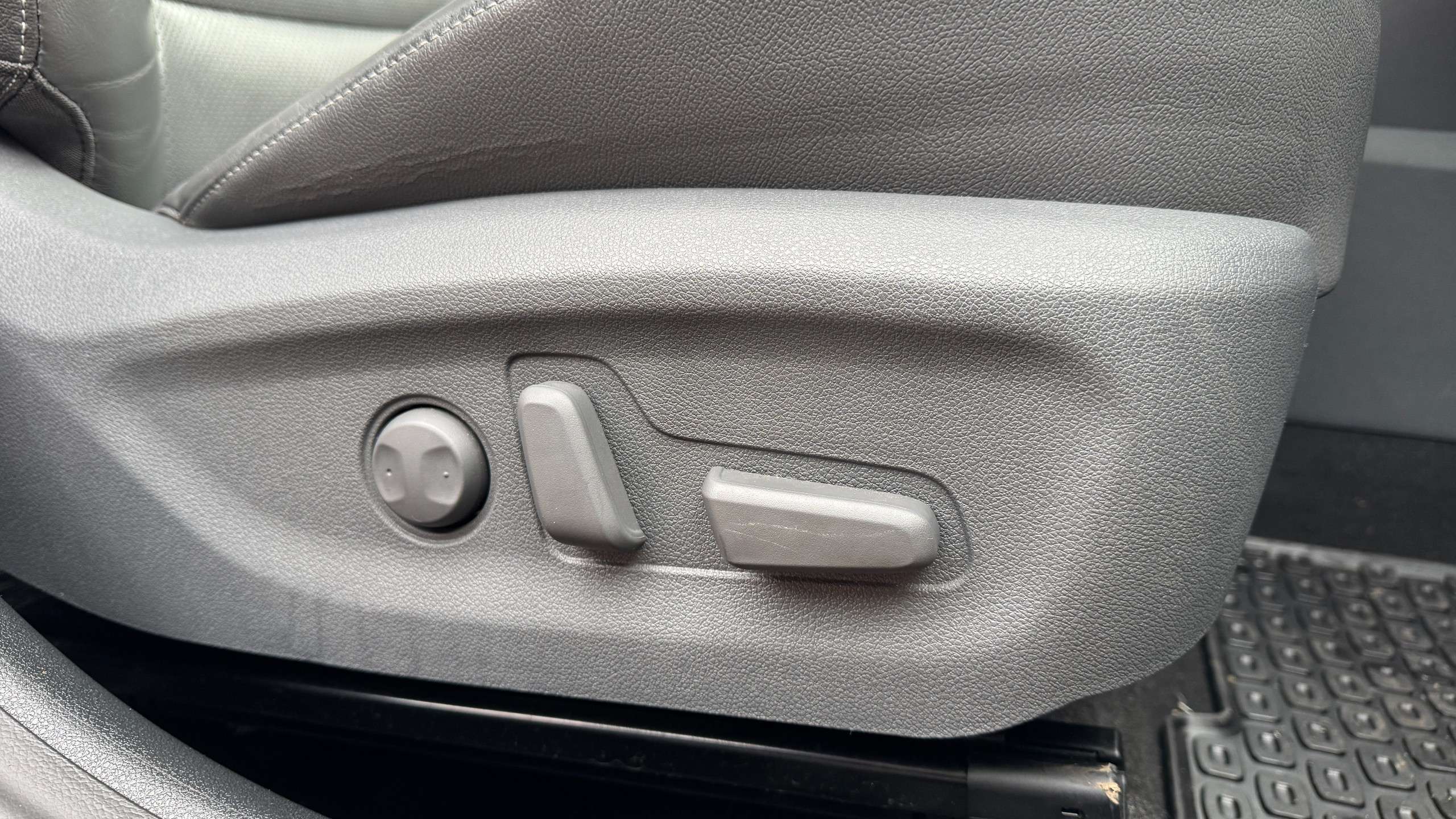 2017 KIA NIRO 2017 KIA NIRO