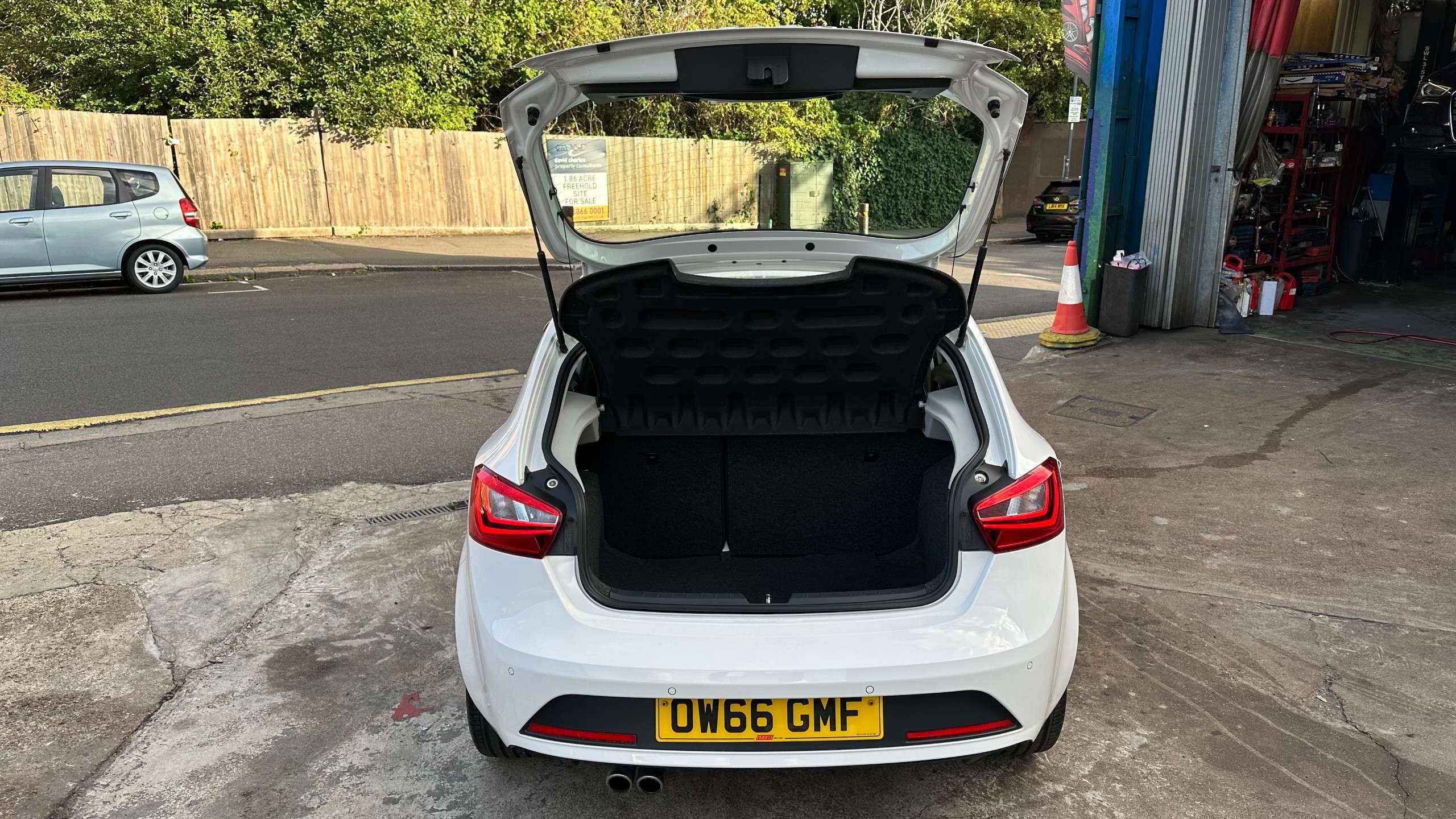 2017 SEAT IBIZA 2017 SEAT IBIZA