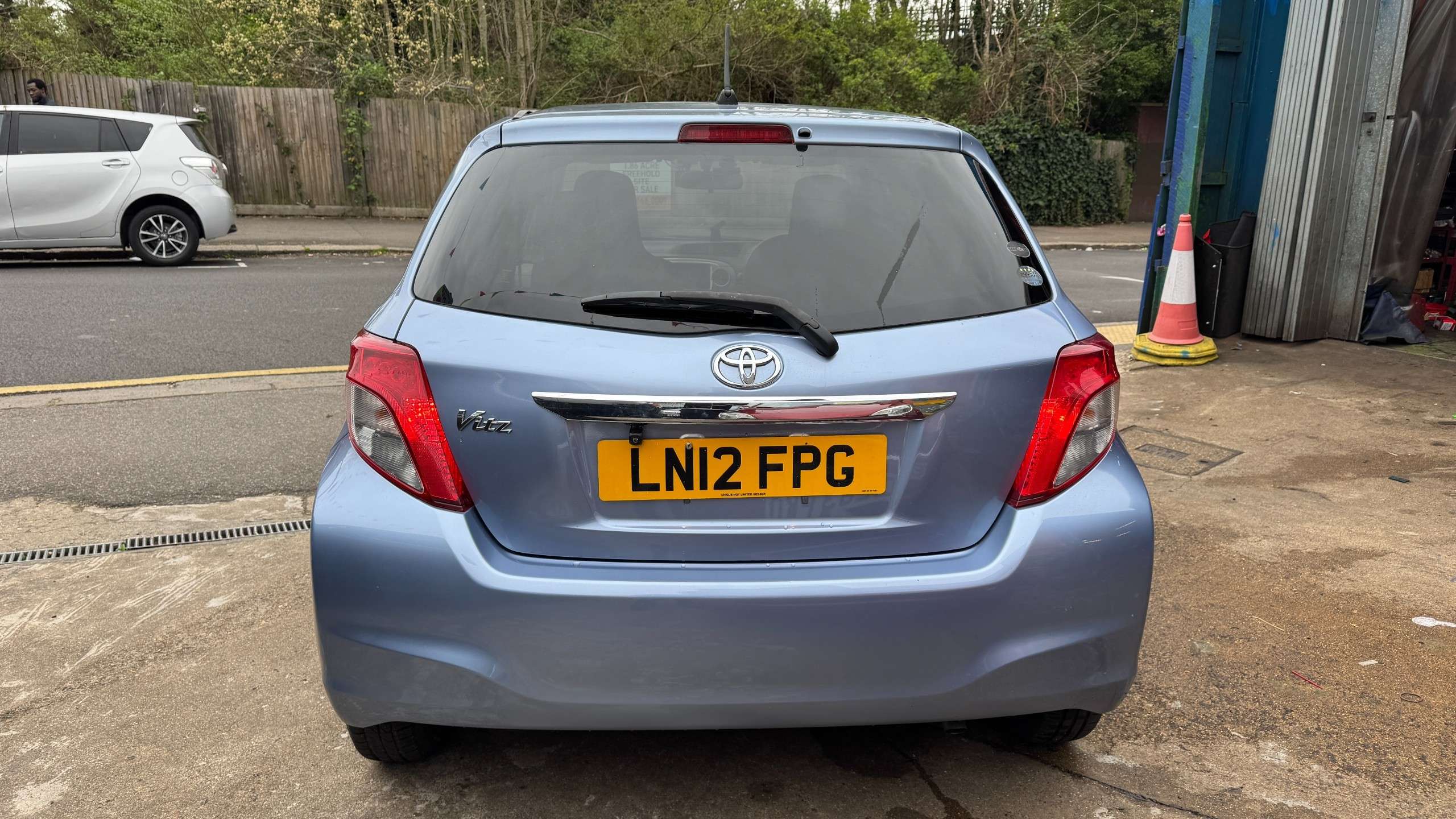 2012 TOYOTA VITZ 2012 TOYOTA VITZ