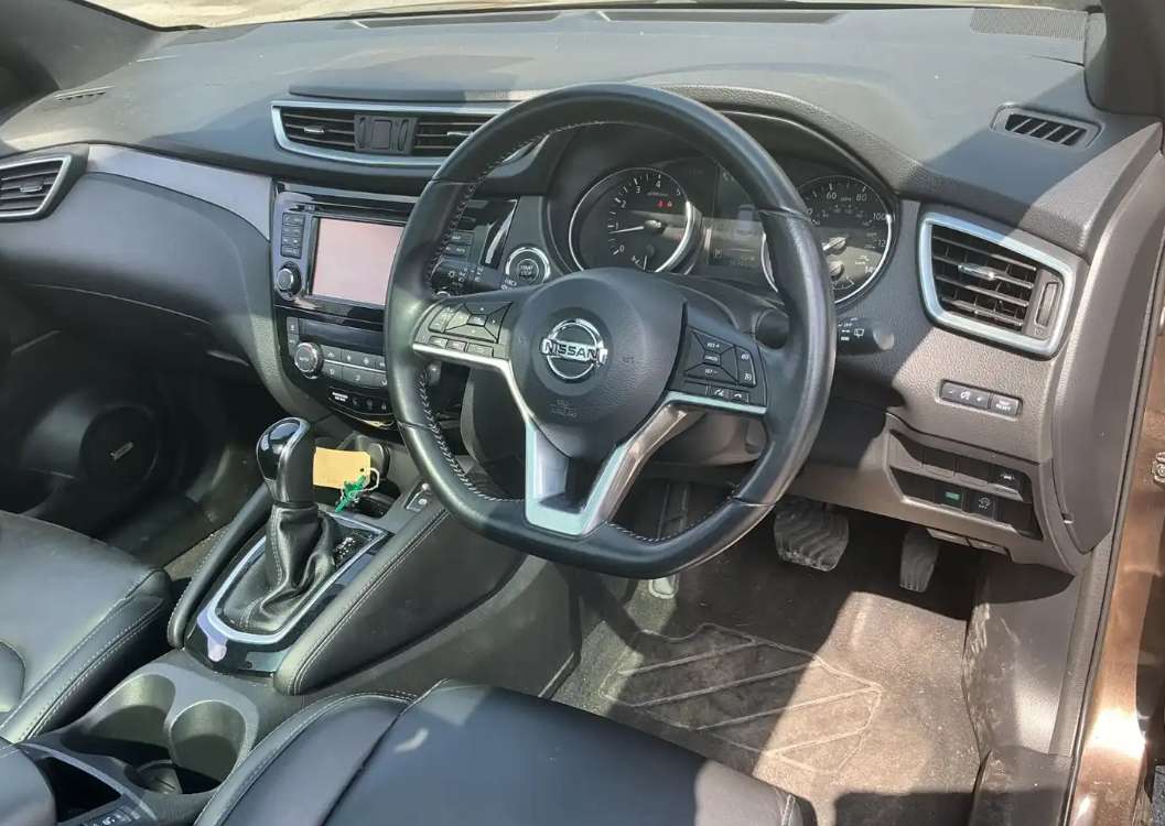 A 2018 NISSAN QASHQAI TEKNA PLUS DIG-T XTRONIC A 2018 NISSAN QASHQAI TEKNA PLUS DIG-T XTRONIC